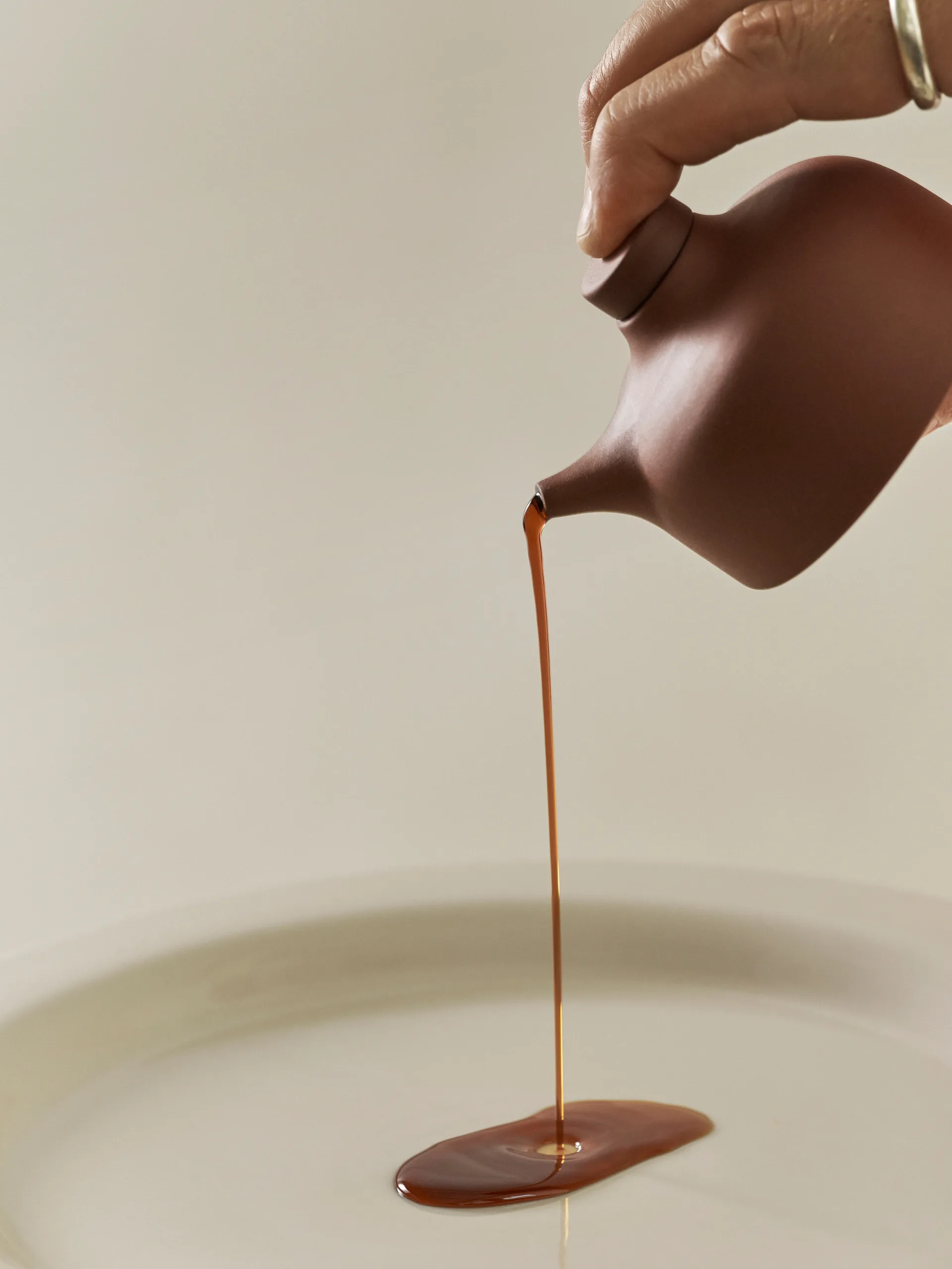 Sand μπουκάλι για σως σόγιας 12 cl, Κόκκινος πηλός Design House Stockholm