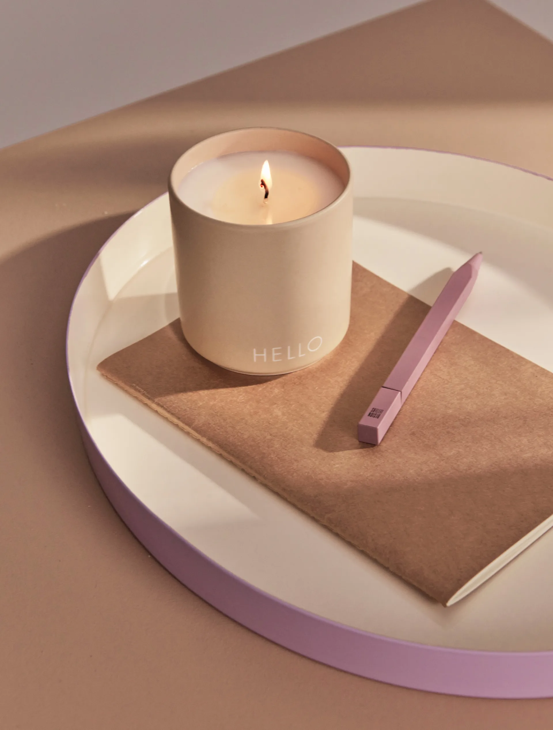 Design Letters αρωματικό κερί Ø8 cm, Hello-beige Design Letters