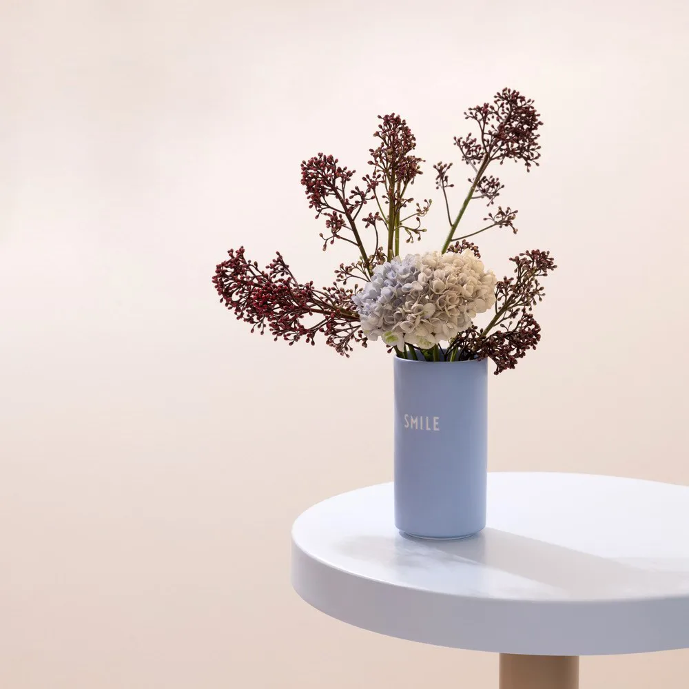 Design Letters favourite βάζο, Smil Design Letters