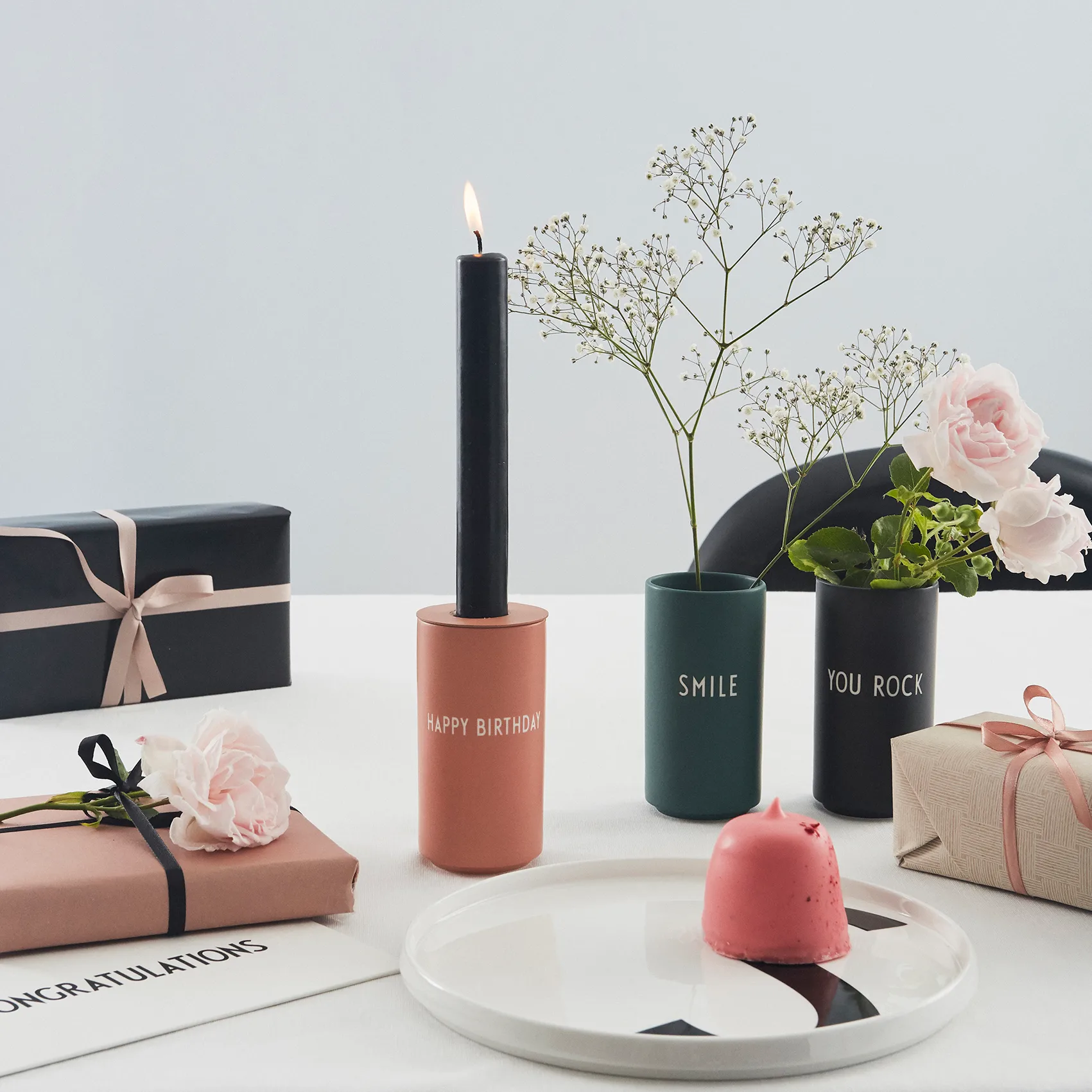 Design Letters favourite βάζο, Smile Design Letters