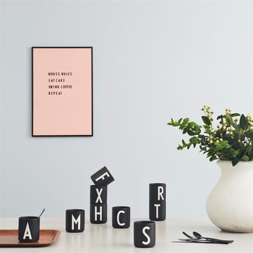 Design Letters φλιτζάνι μαύρο - Y - Design Letters