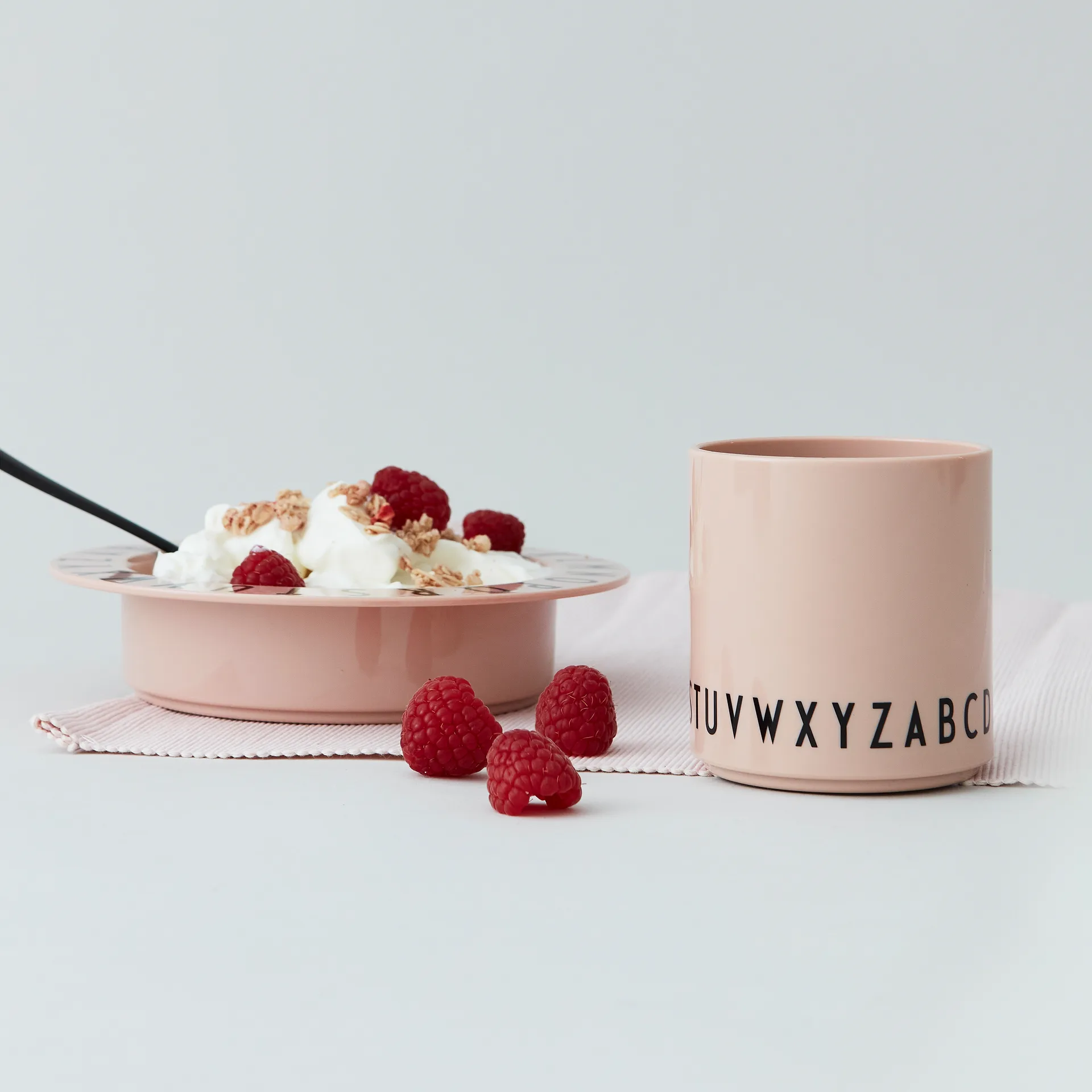 Eat & Learn παιδικό φλιτζάνι , Ουδέτερο Design Letters