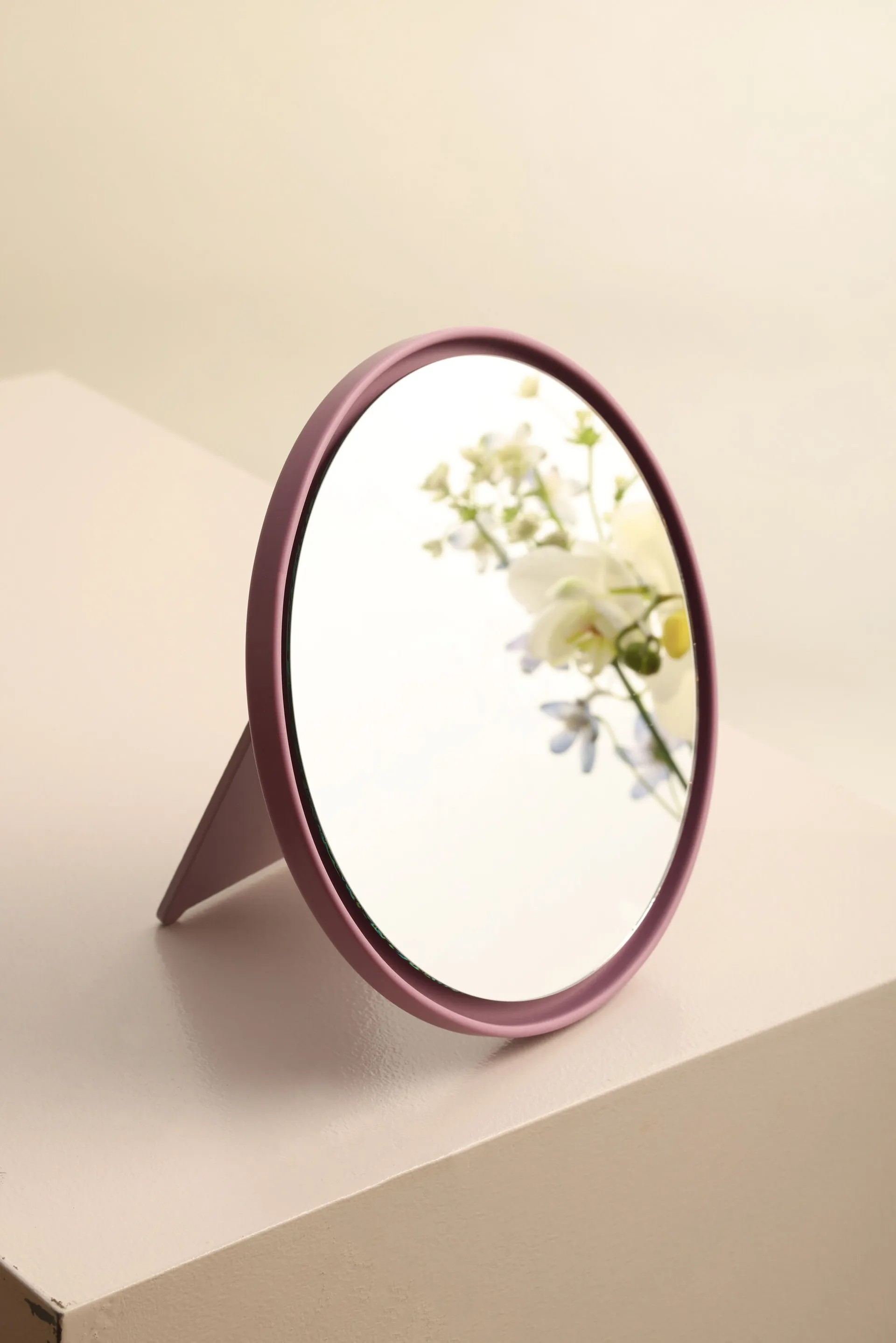 Mirror Καθρέφτης επιτραπέζιος καθρέφτης Ø21 cm, Lavender Design Letters