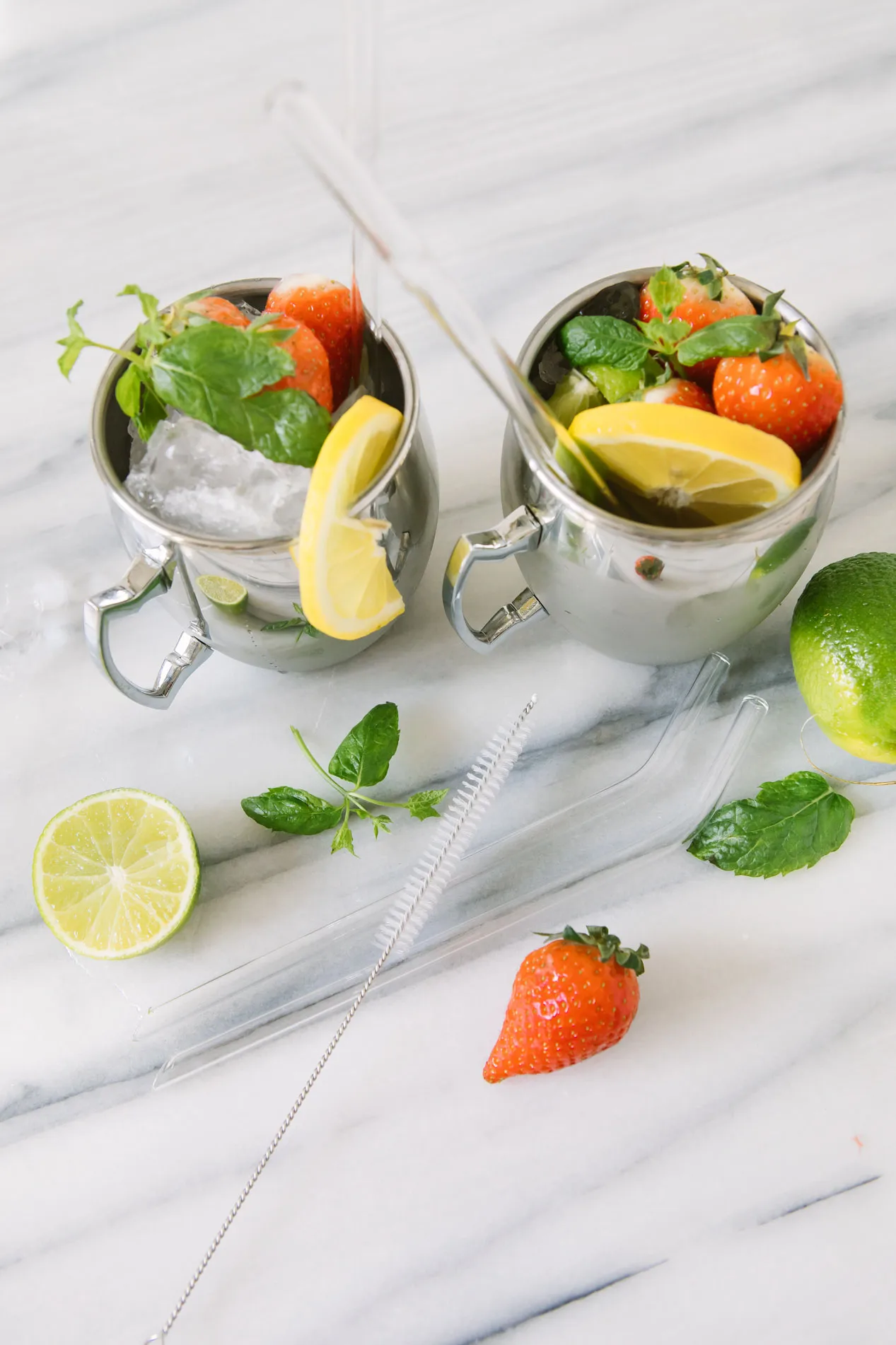 Dora ποτήρι με καλαμάκι 21 cm Συσκευασία 4 τεμαχίων , Λυγισμένο Dorre