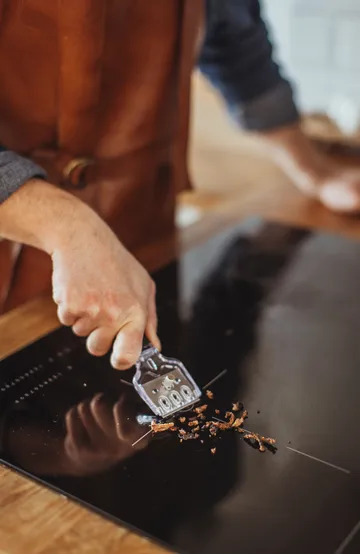 Hema ξύστρα εστίας μαύρη με 5 ανταλλακτικές λεπίδες - 16x5,4x1,8 εκ. - Dorre