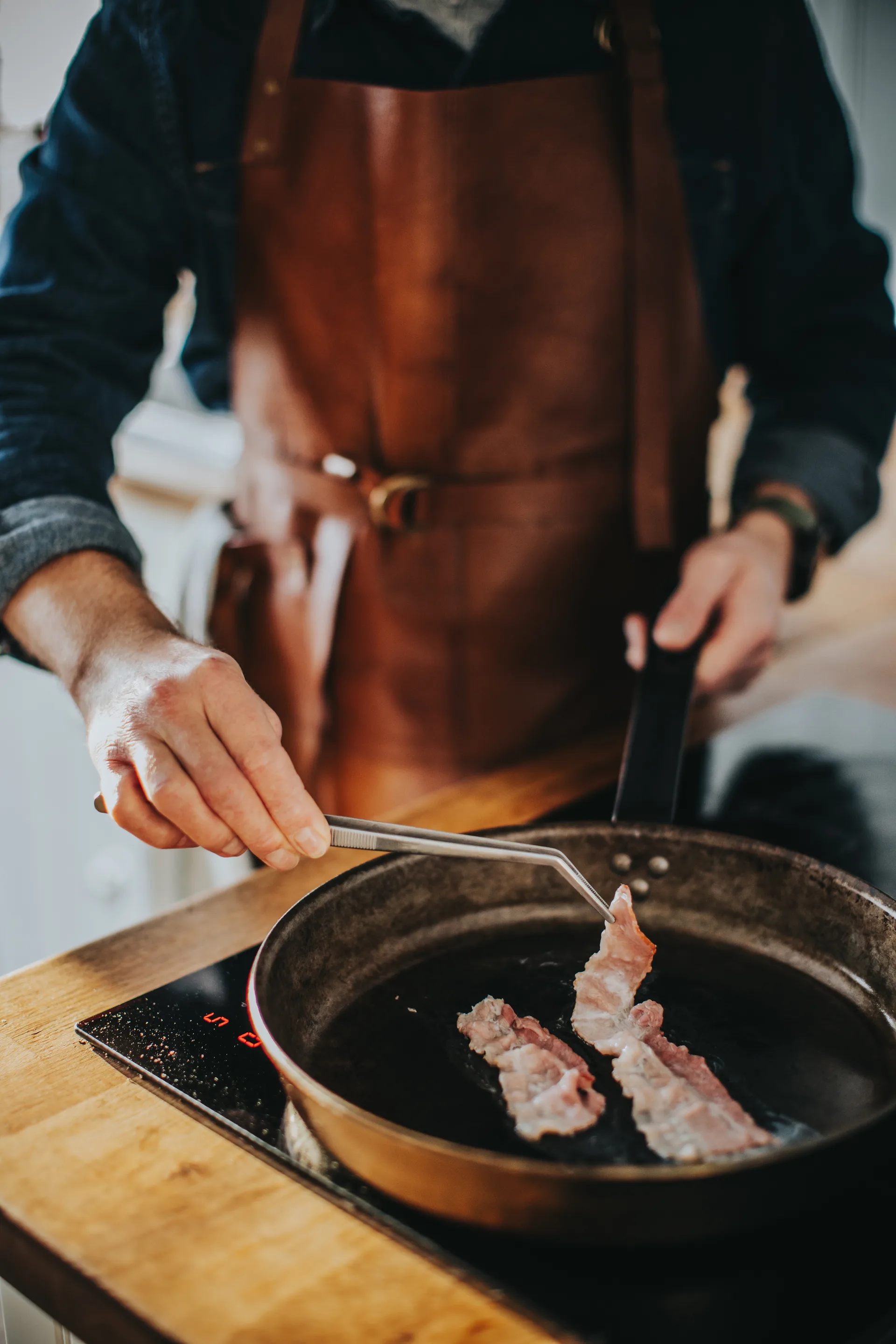 Miah λαβίδα φαγητού κυρτή μύτη 24x2,5 εκ., Ανοξείδωτο ατσάλι Dorre