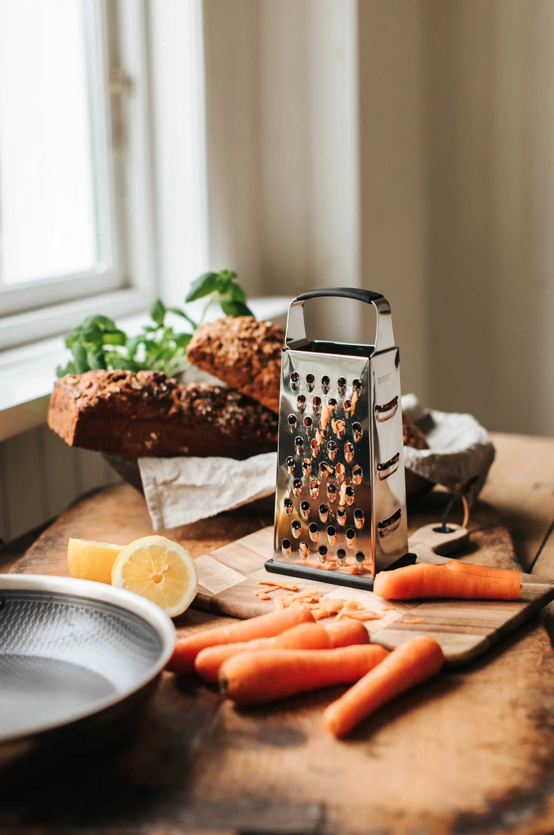 Rubi τρίφτης με λαστιχένια βάση και λαβή, 4 διαφορετικά, 24 εκ. Dorre