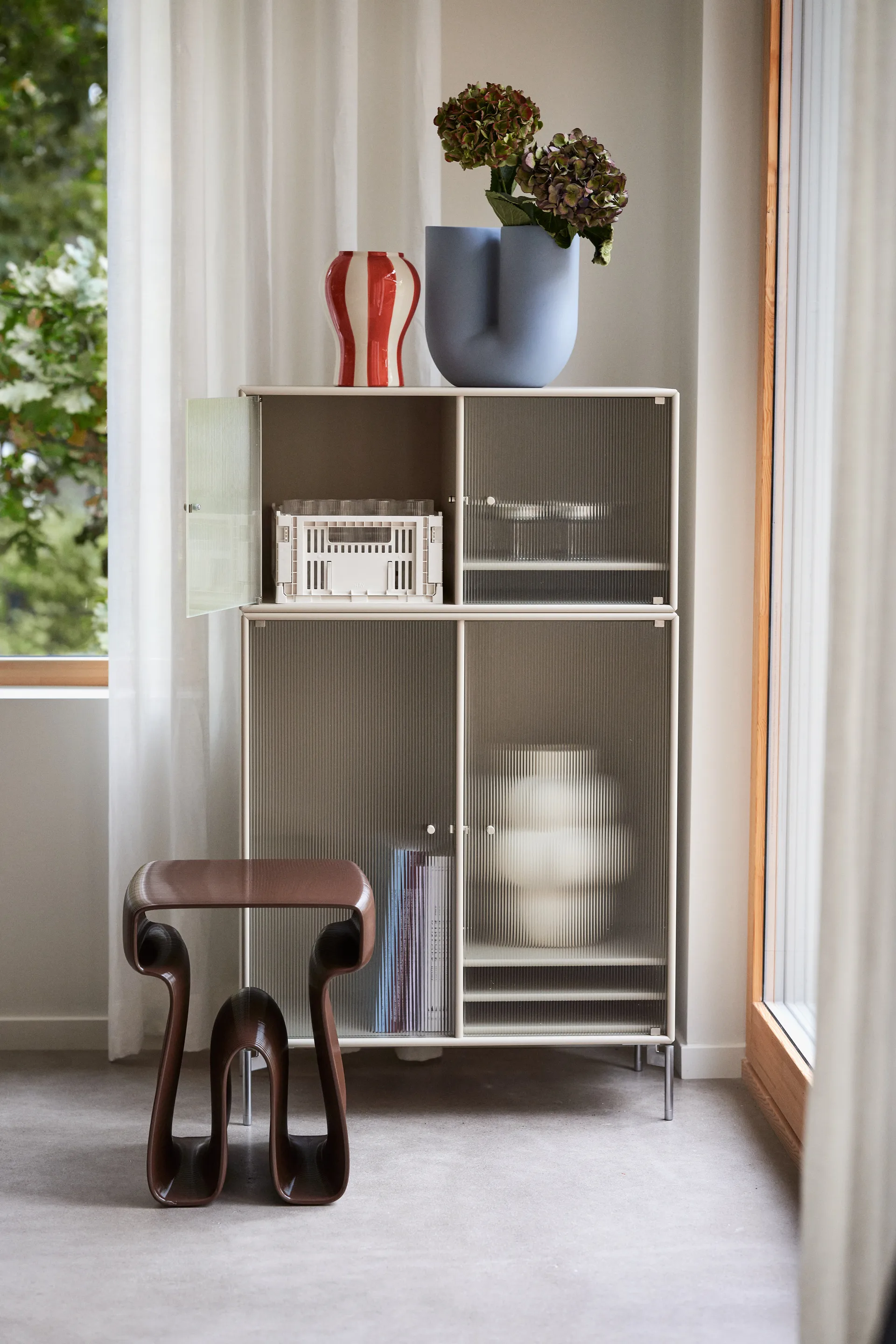 Octopus βοηθητικό τραπεζάκι 38x40 cm, Chocolate Ekbacken Studios