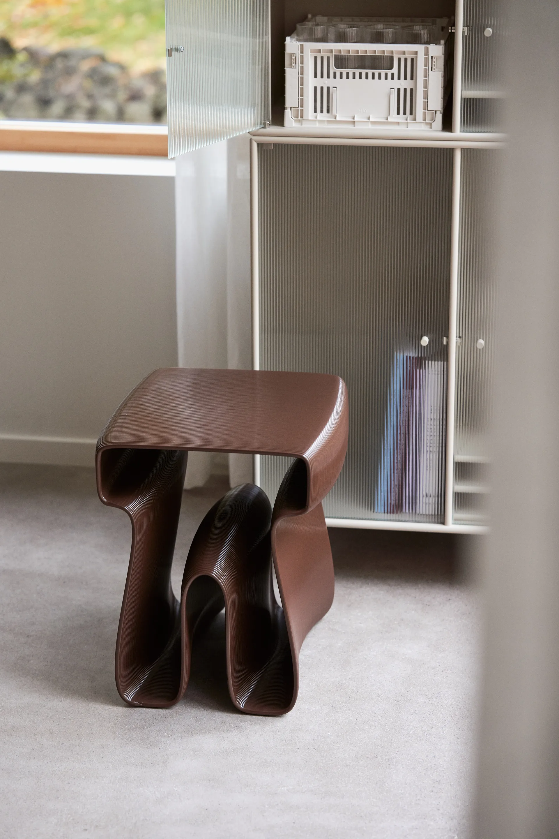 Octopus βοηθητικό τραπεζάκι 38x40 cm, Chocolate Ekbacken Studios