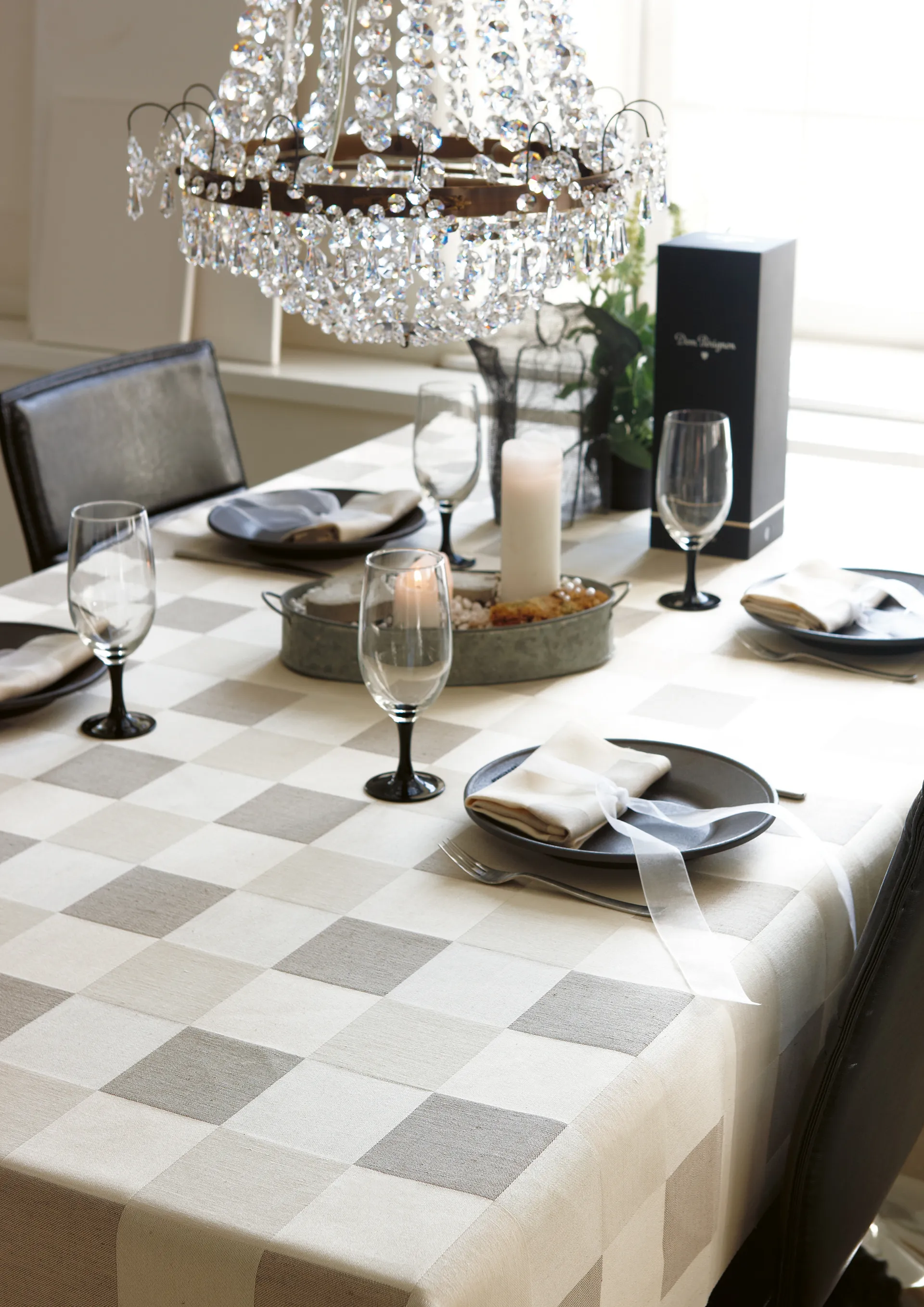 Τραπεζομάντιλο με σχέδιο σκακιέρας, 150x210 εκ Ekelund Linneväveri