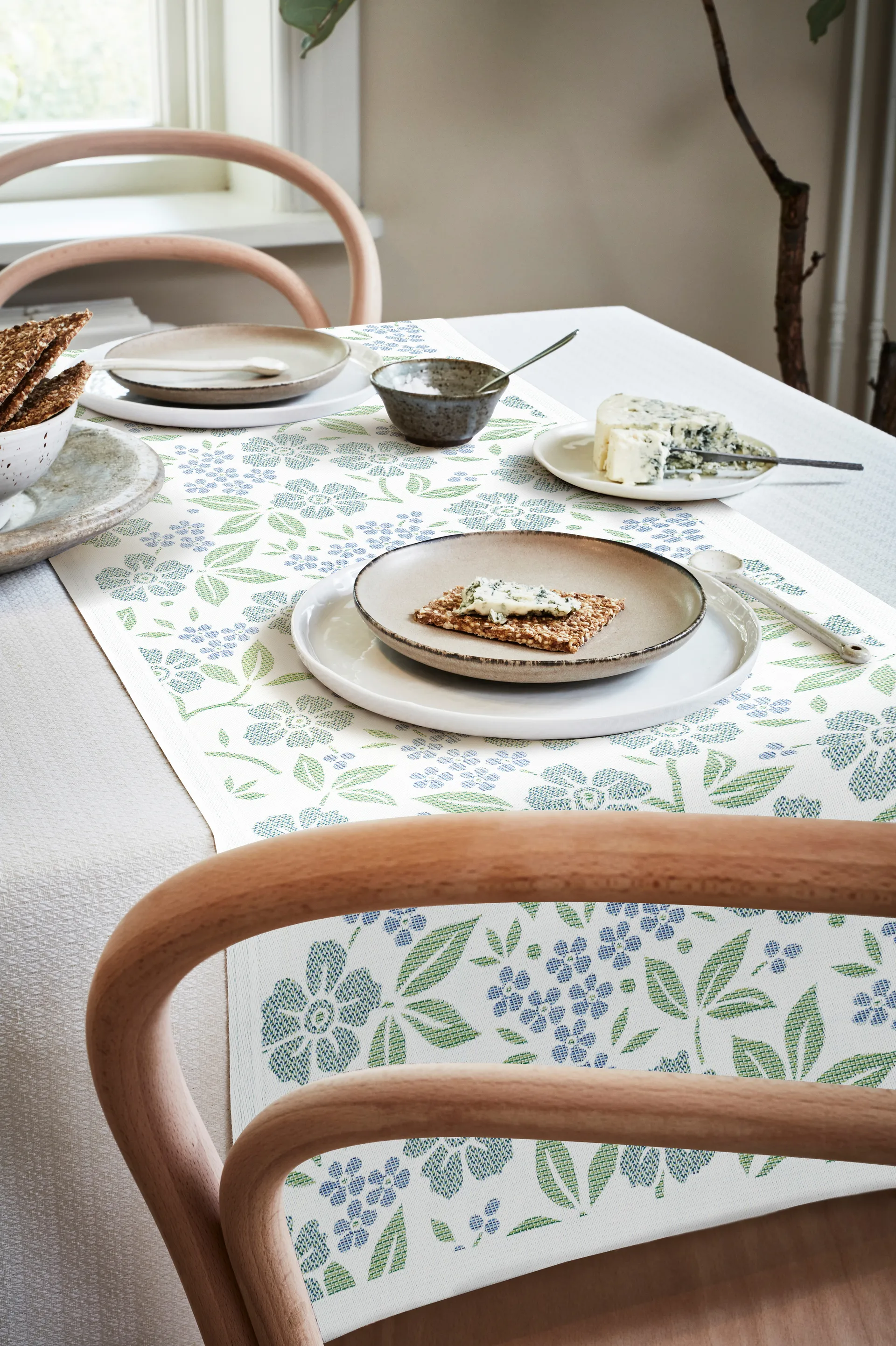 Förgätmigej στενόμακρο διακοσμητικό τραπεζομάντιλο, 35x120 cm Ekelund Linneväveri