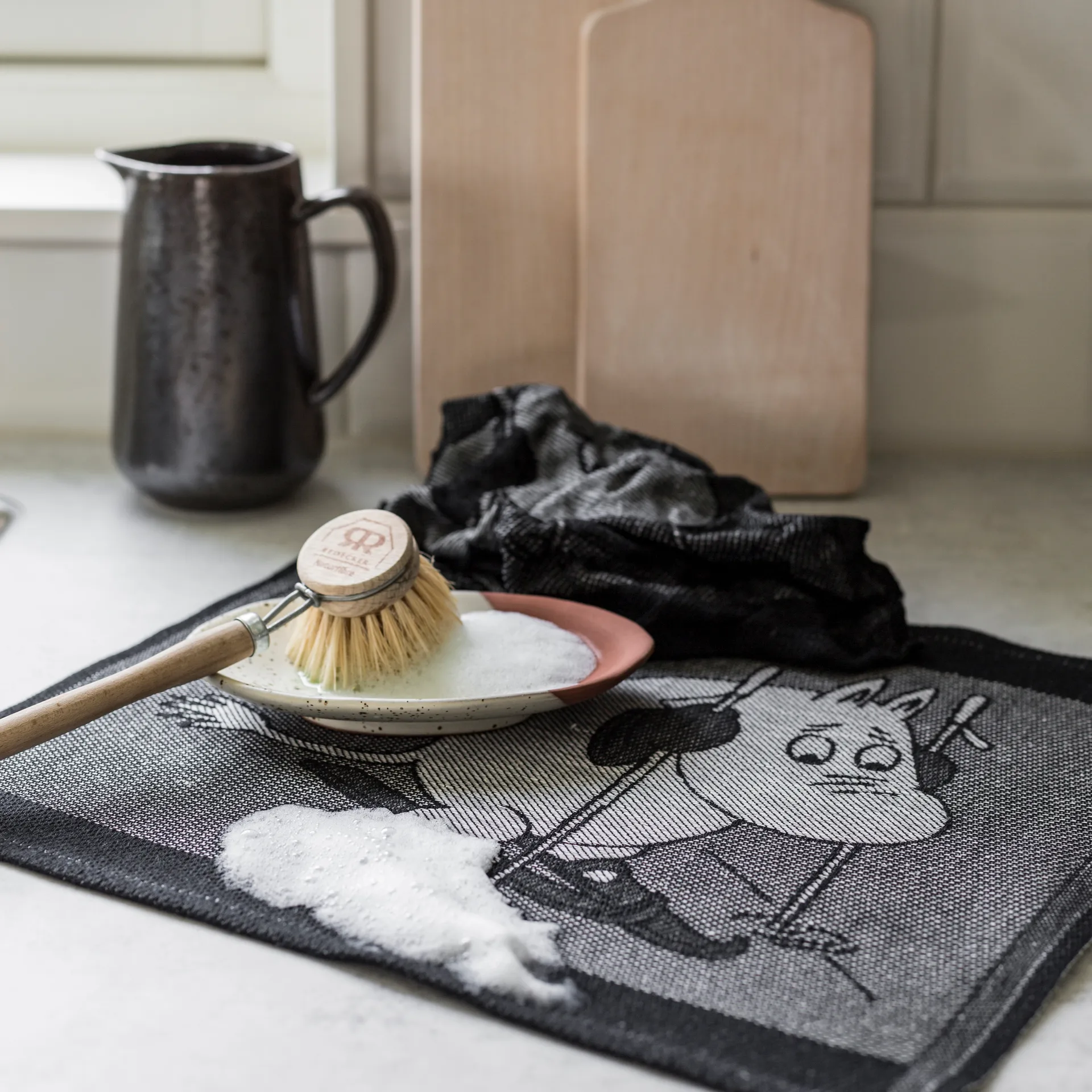 Skiing πετσέτα πιάτων 28x35 cm, μαύρο Ekelund Linneväveri