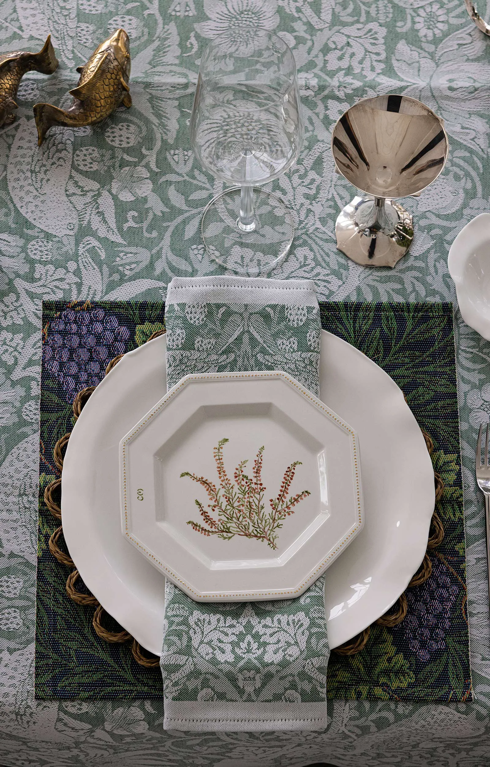 Strawberry Thief τραπεζομάντηλο 50x150 εκ., Πράσινο Ekelund Linneväveri