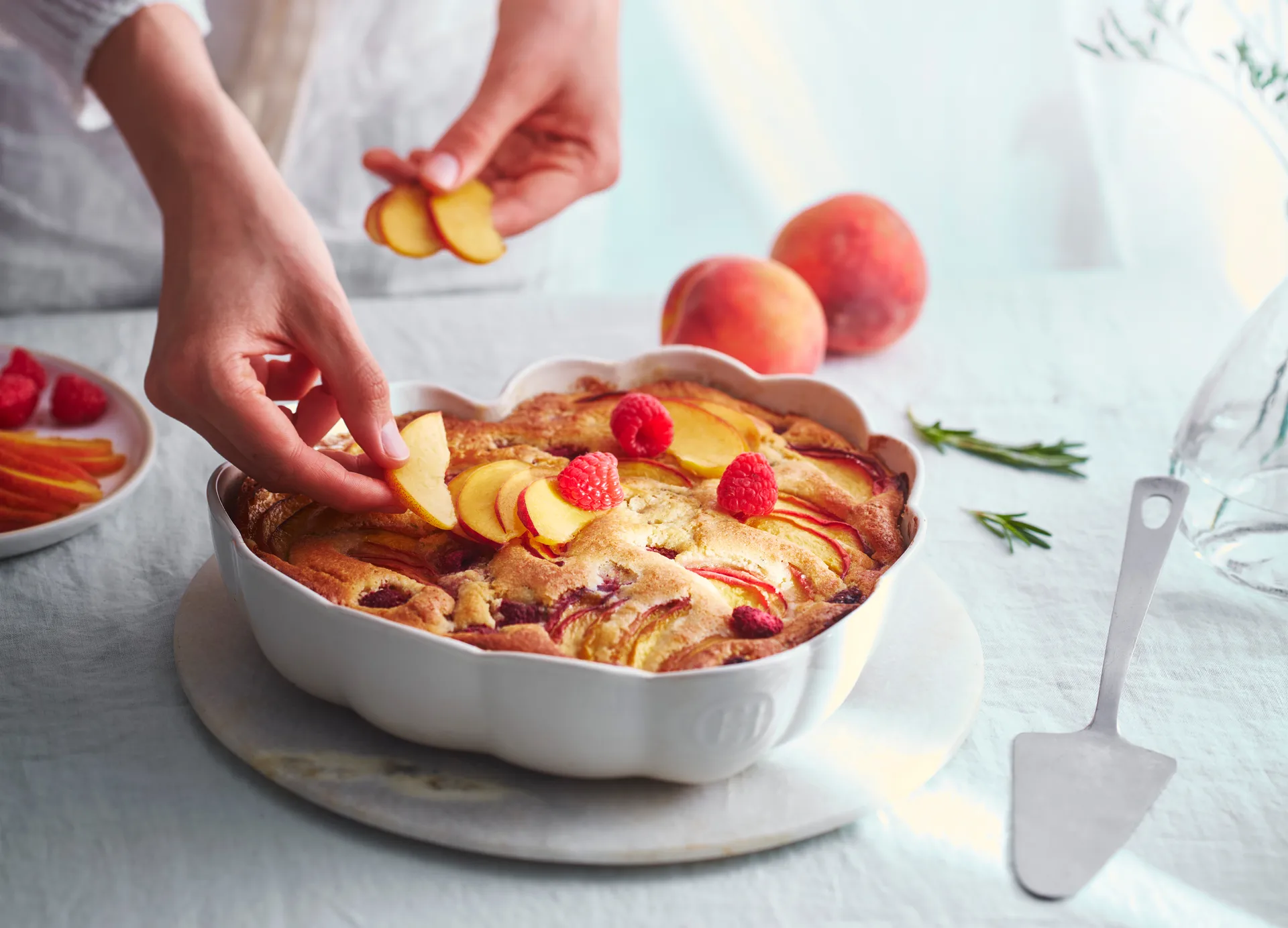 Emile Henry Madeleine φόρμα για καρδιές  , Cream Emile Henry