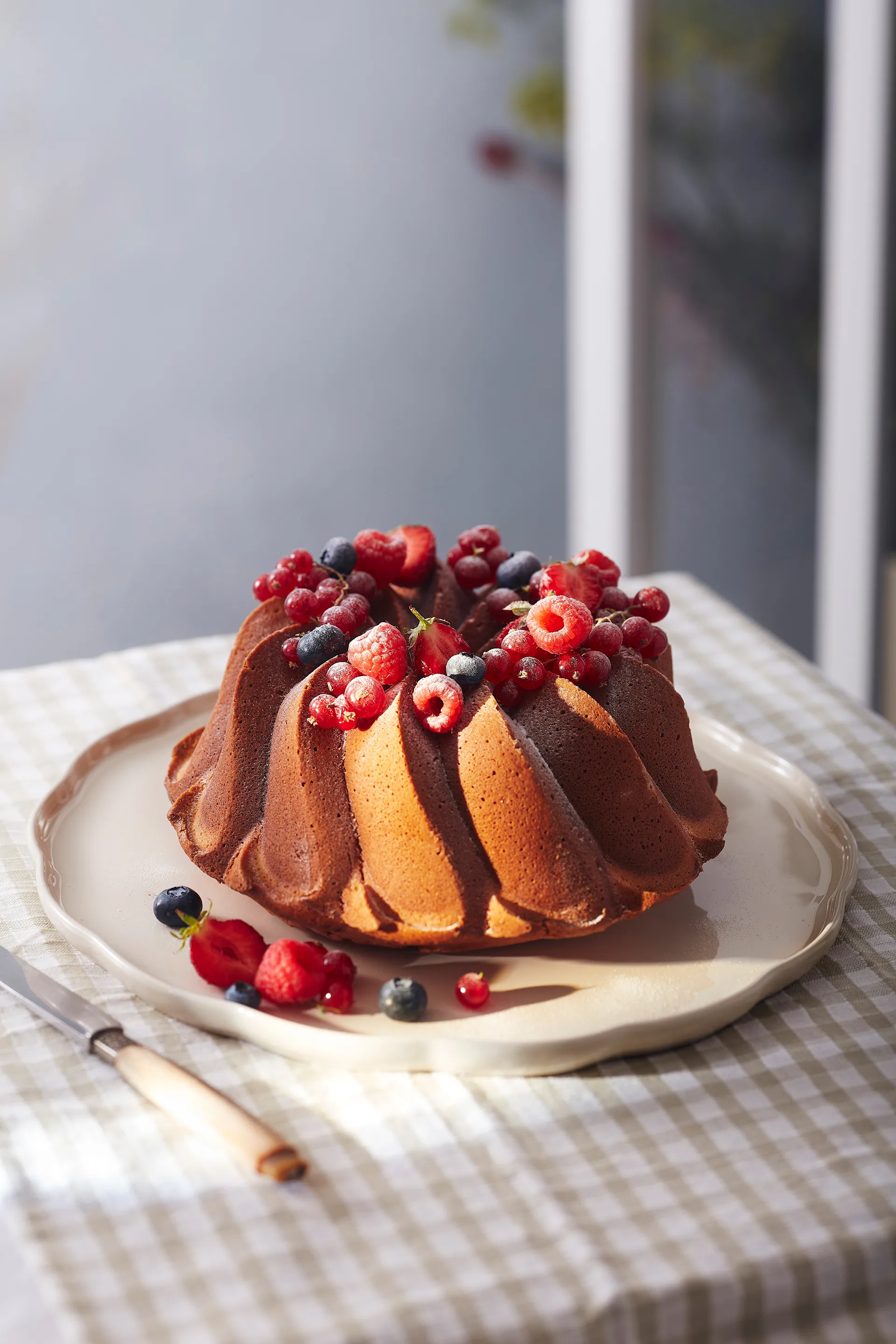 Emile Henry Madeleine πιατέλα σερβιρίσματος, Cream, στρογγυλό Emile Henry