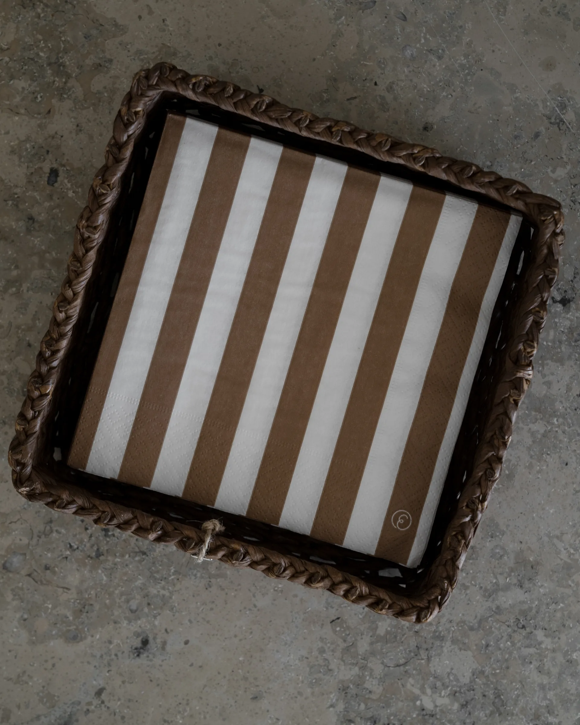 Ernst καλάθι 20x20 εκ., Σκούρο καφέ ERNST