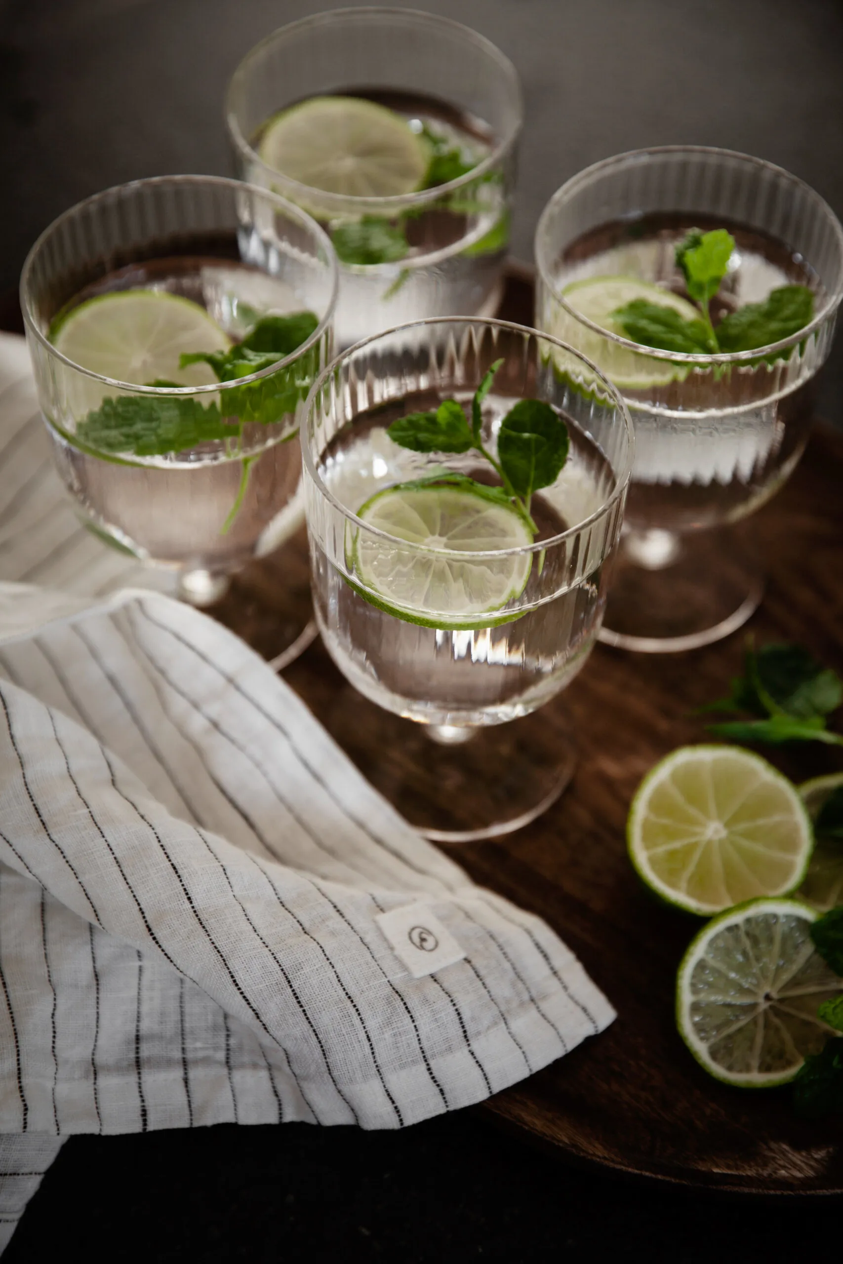 Ernst λινή πετσέτα 40x40 cm Συσκευασία 2 τεμαχίων , Λευκό-μαύρο ERNST