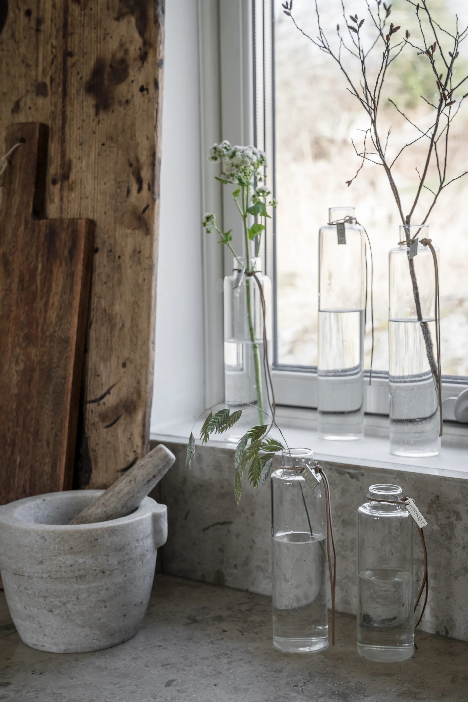 Ernst γυάλινο βάζο Ø5 εκ., Υ 15 εκ. ERNST