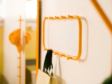 Classic κρεμάστρα ρούχων 100 εκ. - Sun yellow - Essem Design