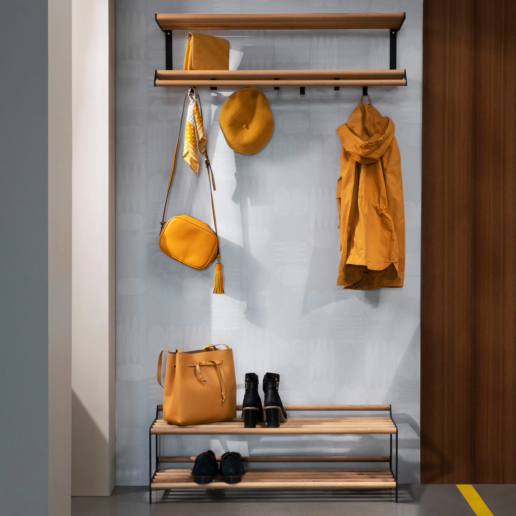 Tamburin ράφι καπέλων 60 cm, δρυς-μαύρο Essem Design