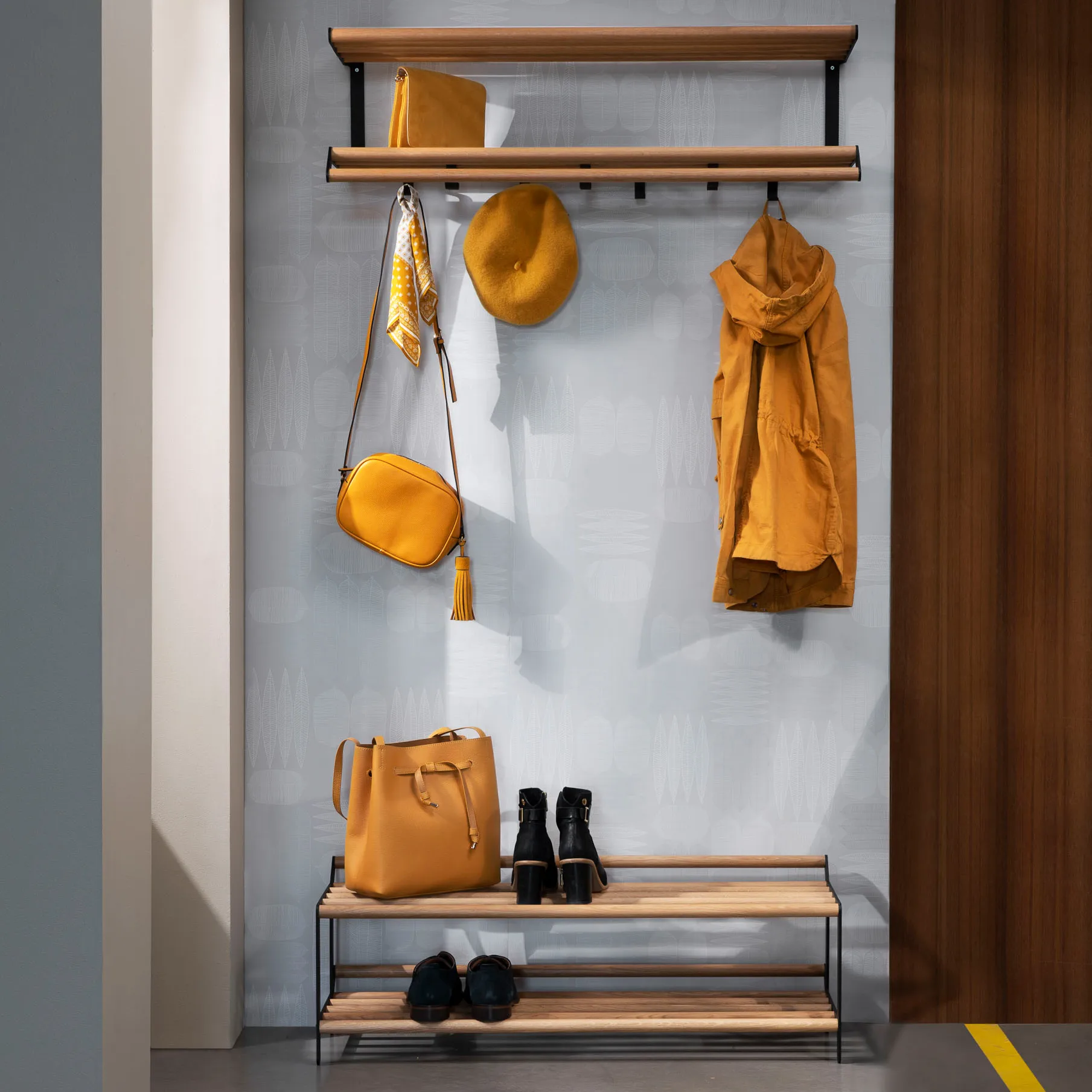 Tamburin ράφια παπουτσιών 60 cm, Μαύρο δρυς Essem Design