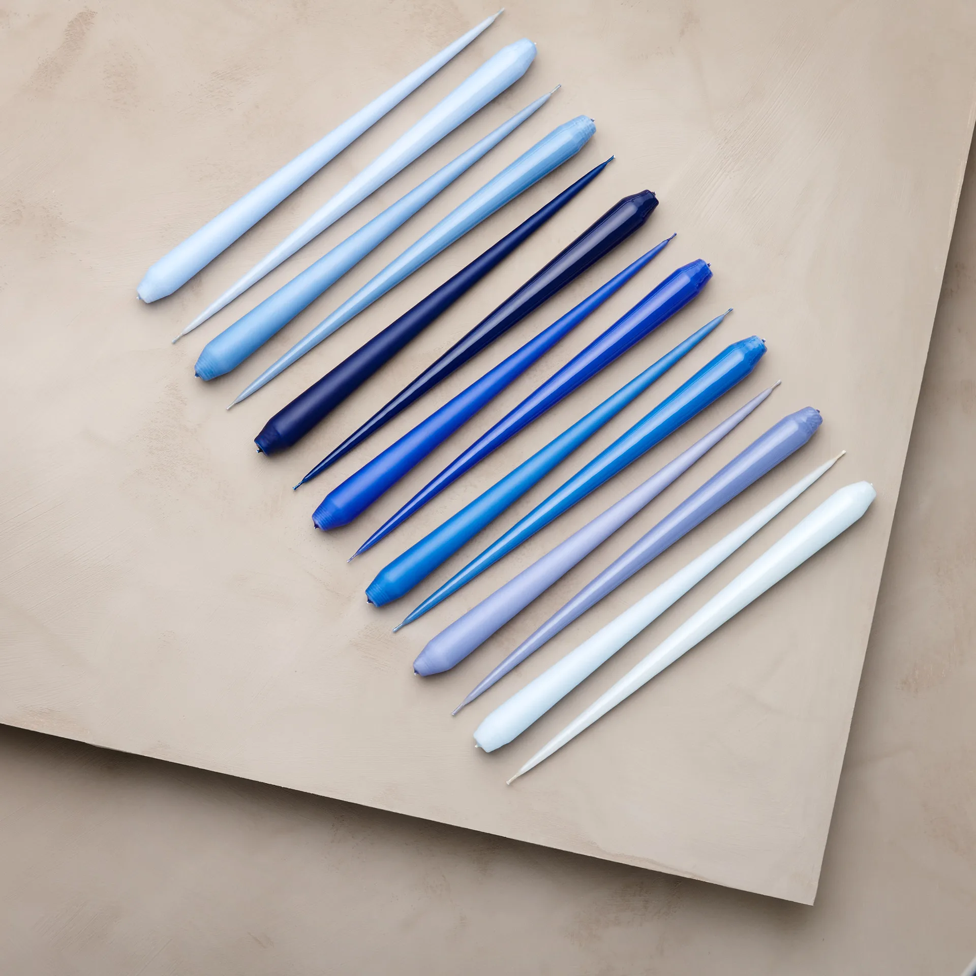 ester & erik κερί Συσκευασία 4 τεμαχίων λακαρισμένο, royal navy, 32 cm ester & erik