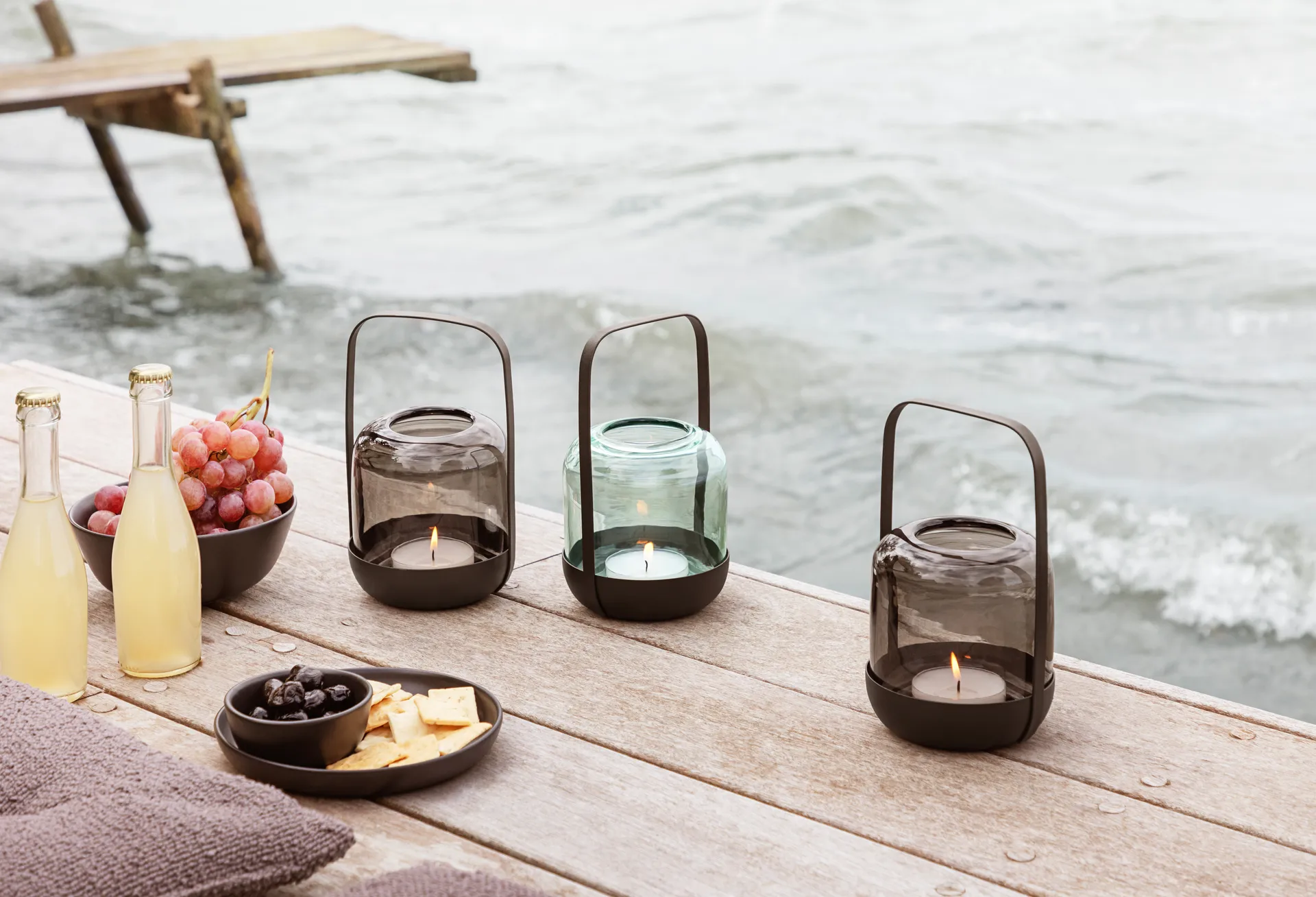 Acorn φανός, Stone Eva Solo