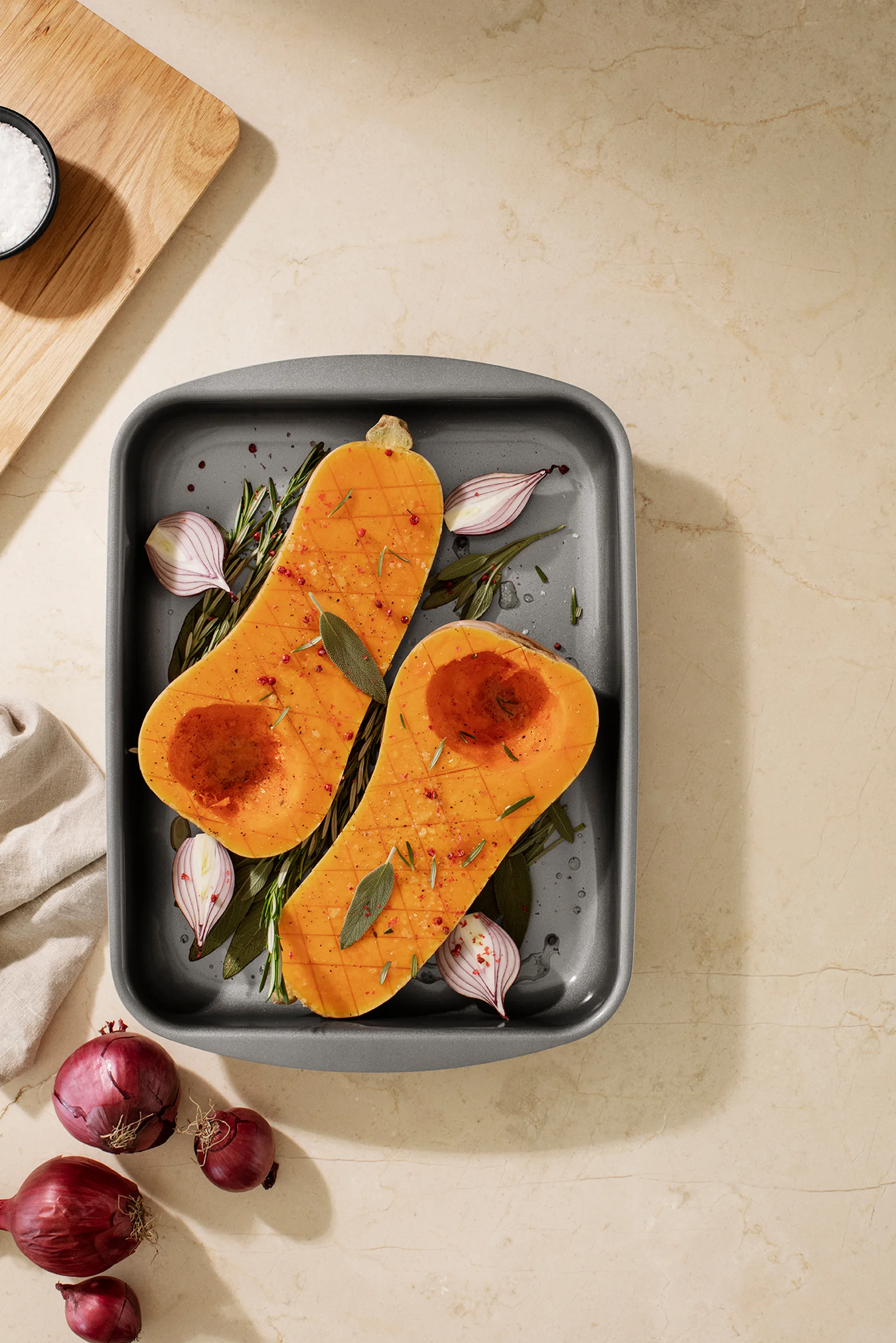 Μακρύ ταψί με σίδερο ψησίματος Eva Trio Professional, 28,5 x 39 εκ. Eva Solo