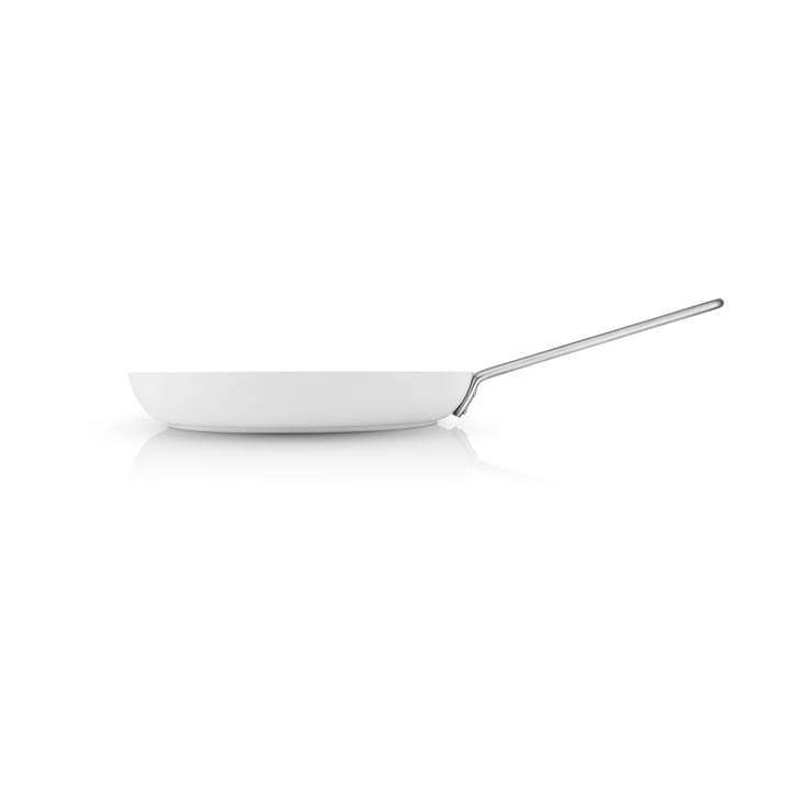 Eva Trio White Line Slip-Let κεραμικό τηγάνι, 28 εκ. Eva Solo