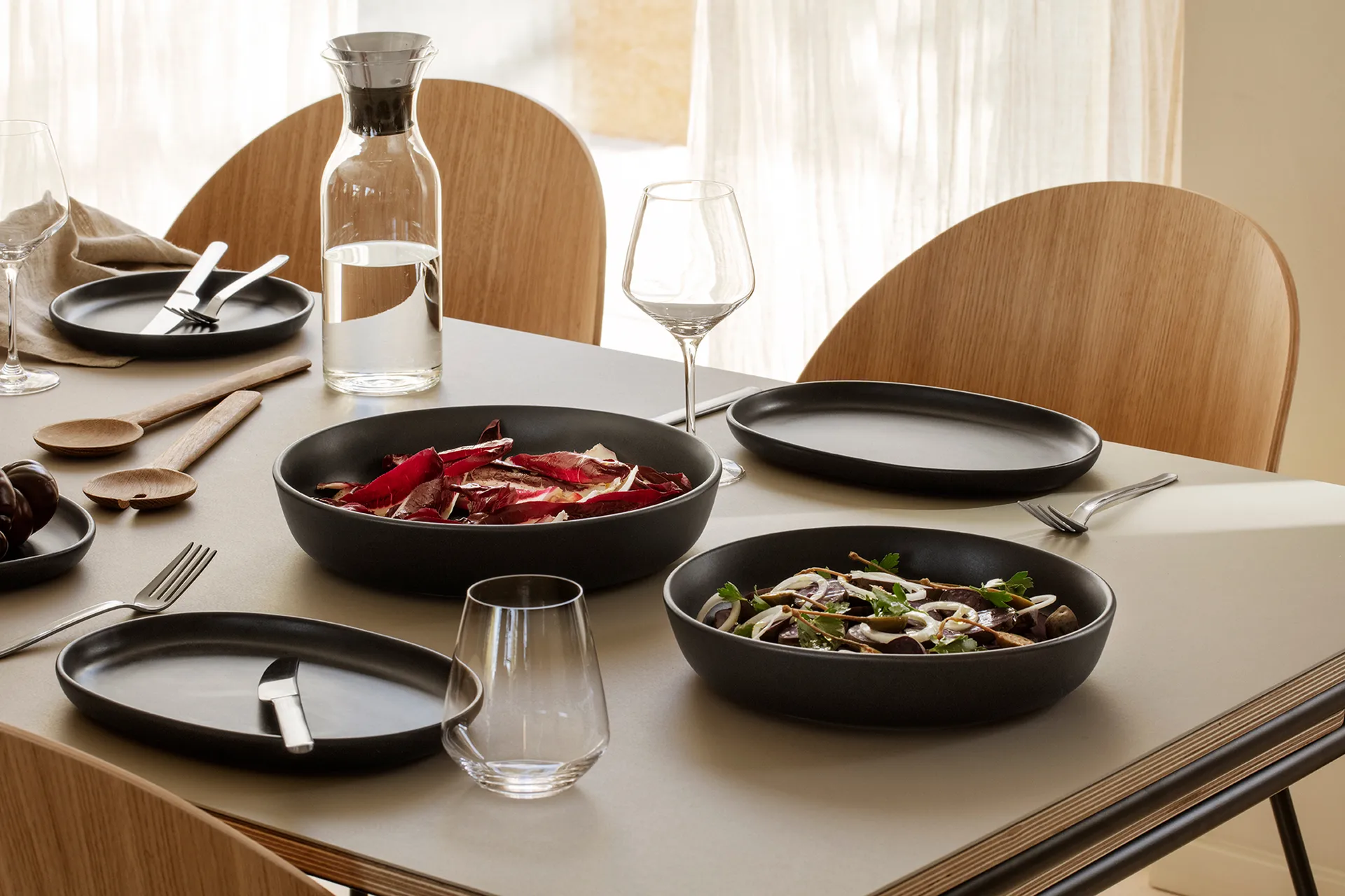 Χαμηλή σαλατιέρα μαύρη Nordic Kitchen , Ø28 εκ. Eva Solo