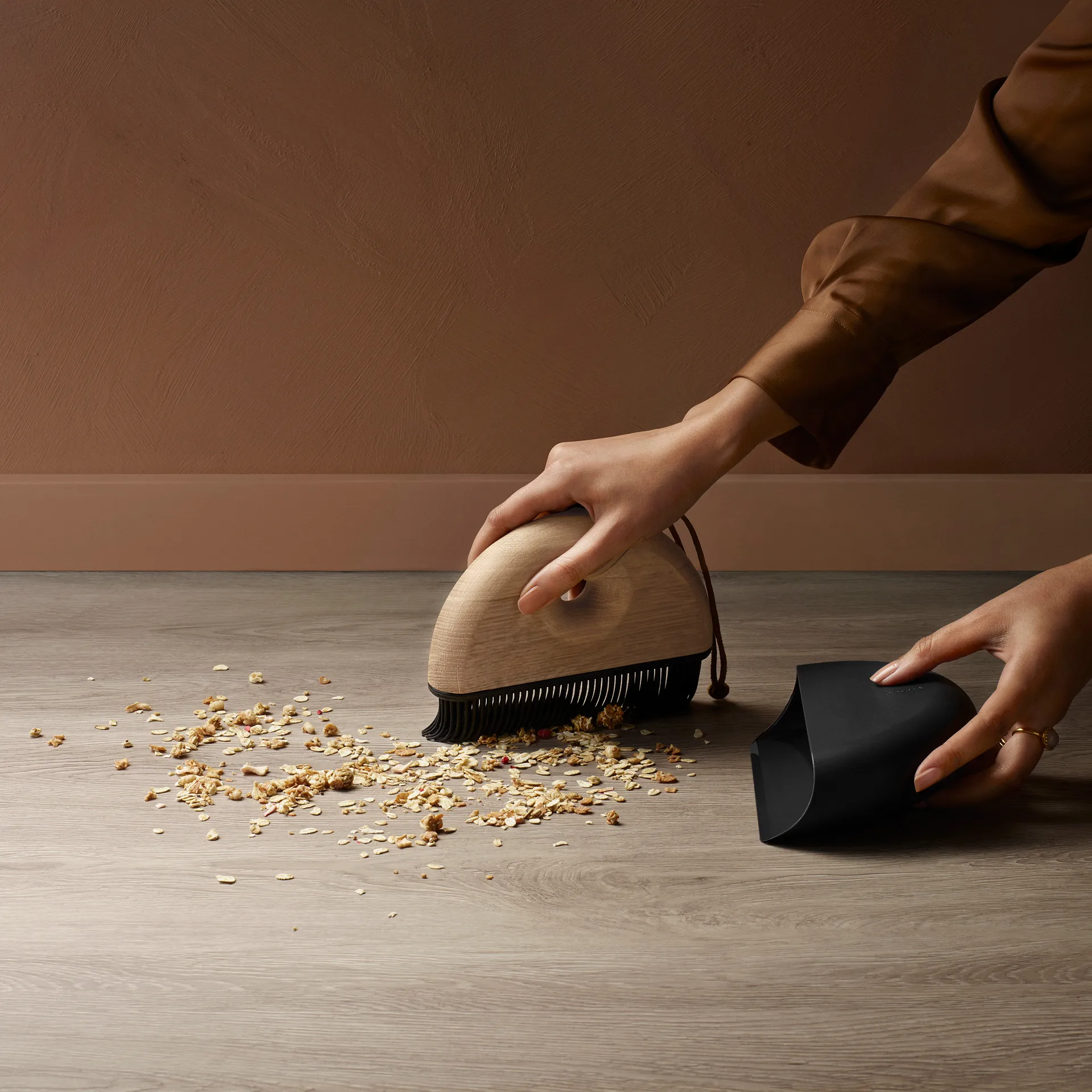 Sweep σετ σκούπα και φαράσι, γκρι Eva Solo