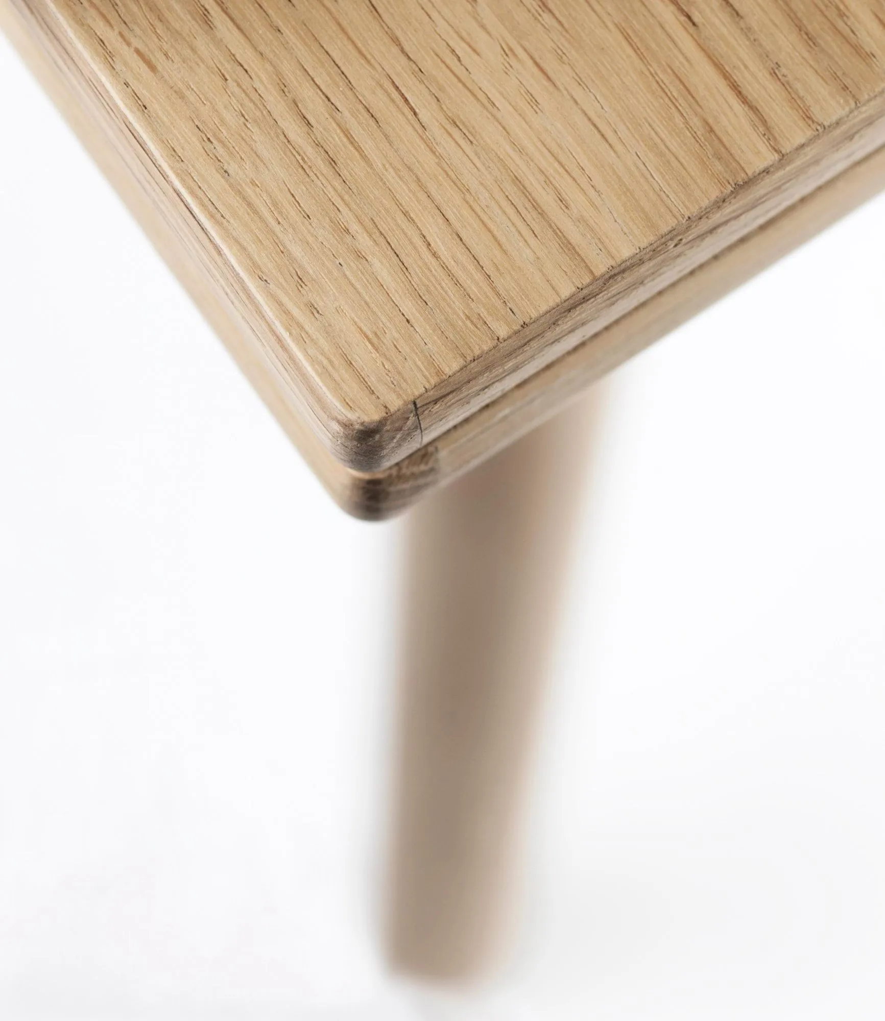 C35AH τραπέζι τραπεζαρίας dutch extract 82x82 εκ., Oak nature-oak nature lacquered FDB Møbler