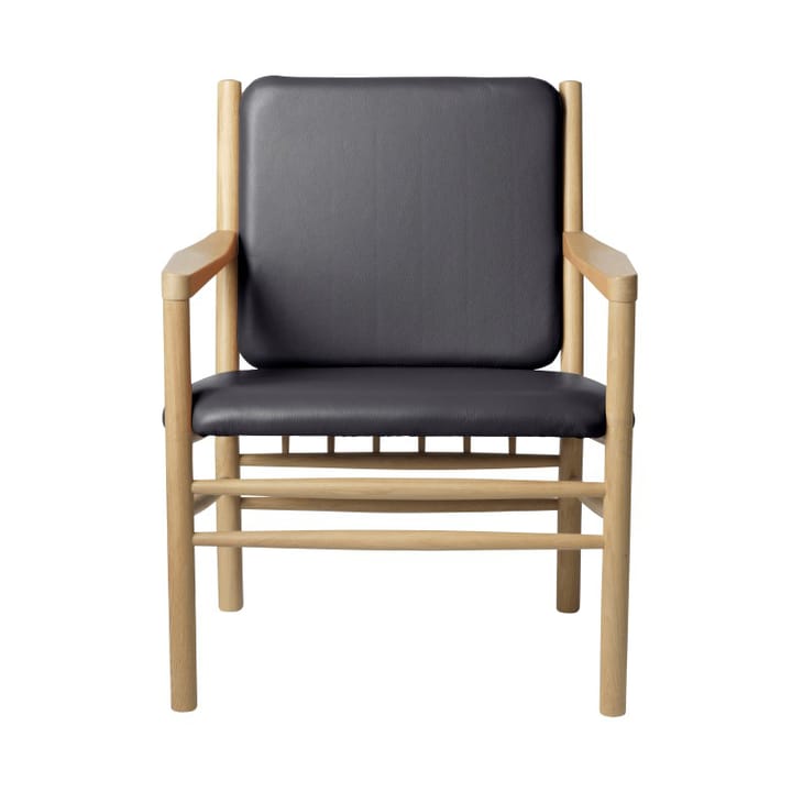 Πολυθρόνα J147 - Oak nature lacquered-black leather - FDB Møbler