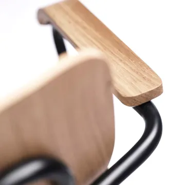 J183 Holmen κάθισμα με μπράτσα 4-pack - Oak veneer-black legs - FDB Møbler