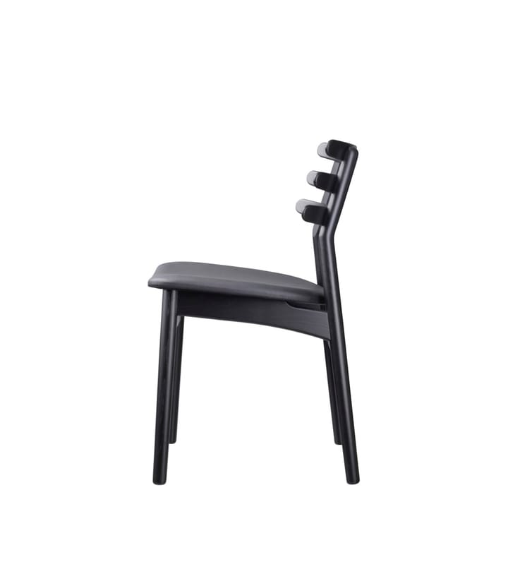 Καρέκλα J48, Oak black painted-black leather FDB Møbler