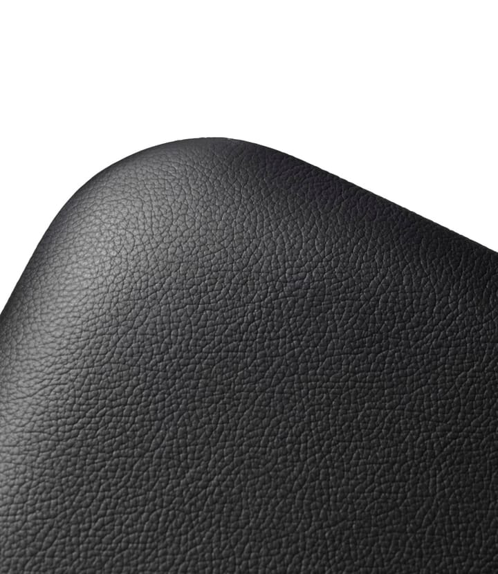 Καρέκλα J48, Oak black painted-black leather FDB Møbler