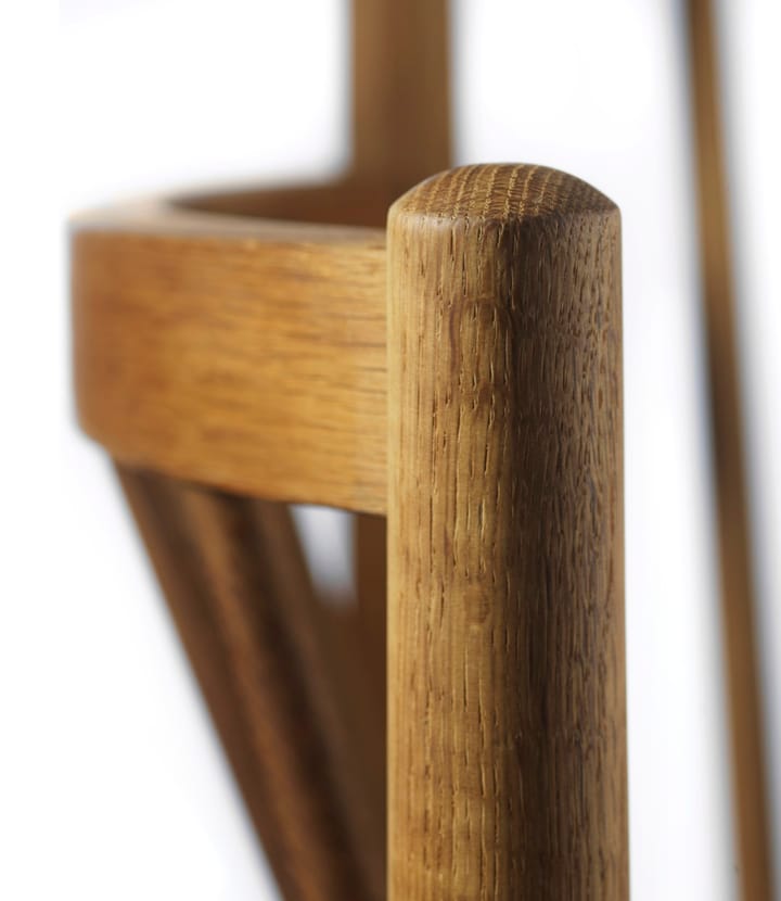 J81 Καρέκλα με μπράτσα, Smoked oak oiled-nature FDB Møbler