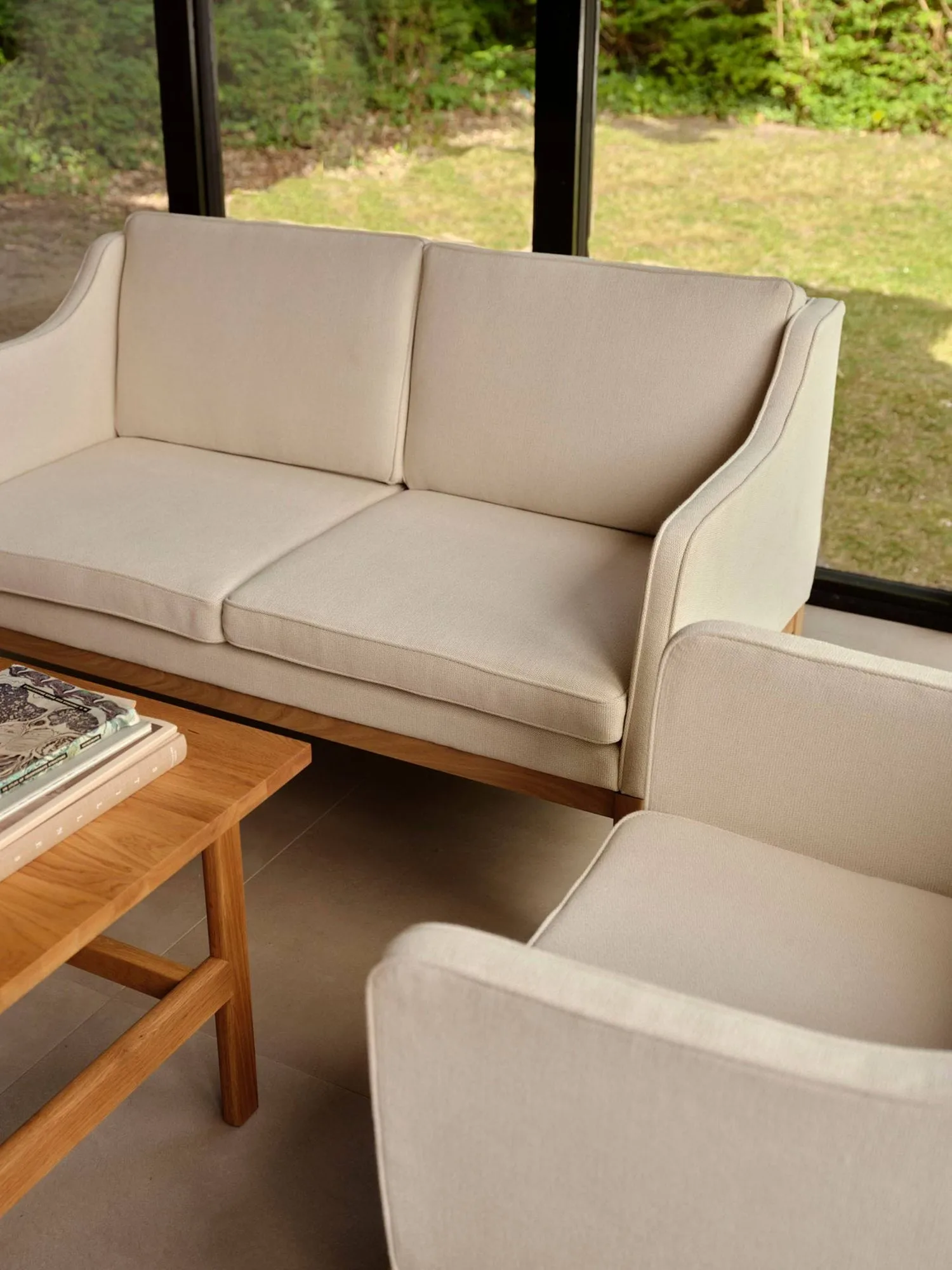 L46 MK155 easy chair πολυθρόνα, Βαμμένη δρυς-δέρμα μαύρο FDB Møbler