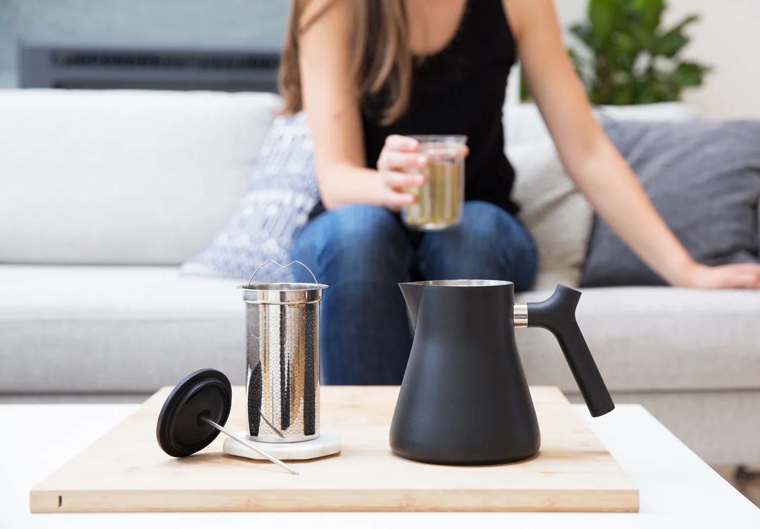 Βραστήρας τσαγιού Raven για εστίες 1 L, Matte black Fellow