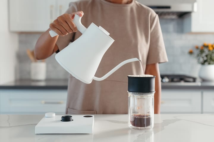 Stagg EKG Pro ηλεκτρικός βραστήρας 0.9 L, Matte white Fellow