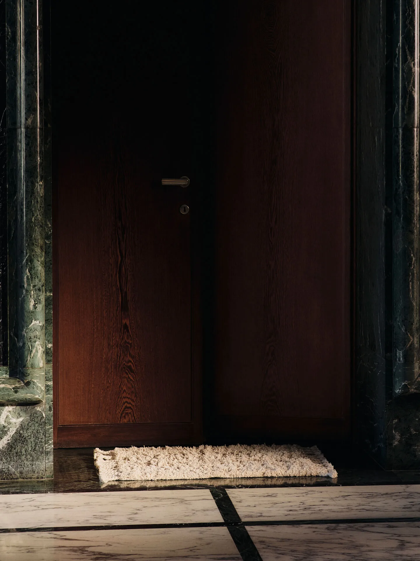 Amass μακρύτριχο χαλί 70x50 εκ., Off-white Ferm Living