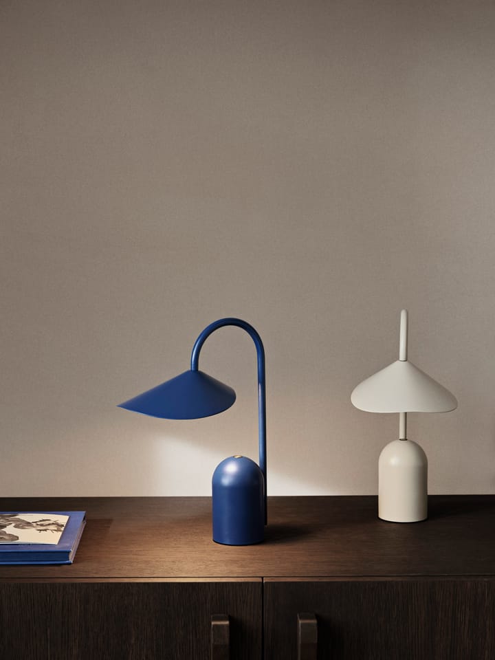Arum Φορητό φωτιστικό, Cashmere Ferm Living
