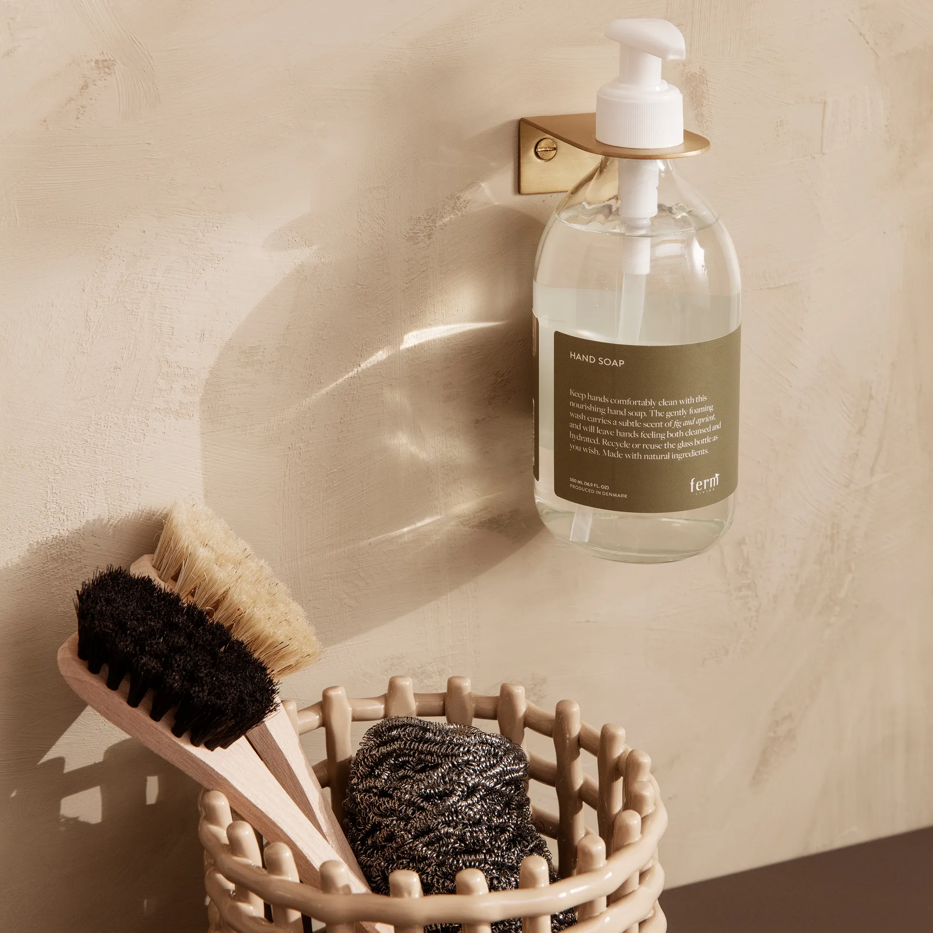 Basho κρεμάστρα τοίχου, ορείχαλκος Ferm Living