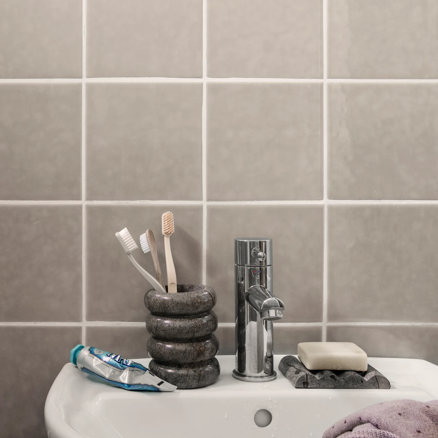 Bendum κύπελλο οδοντόβουρτσας, καφέ μάρμαρο Ferm Living