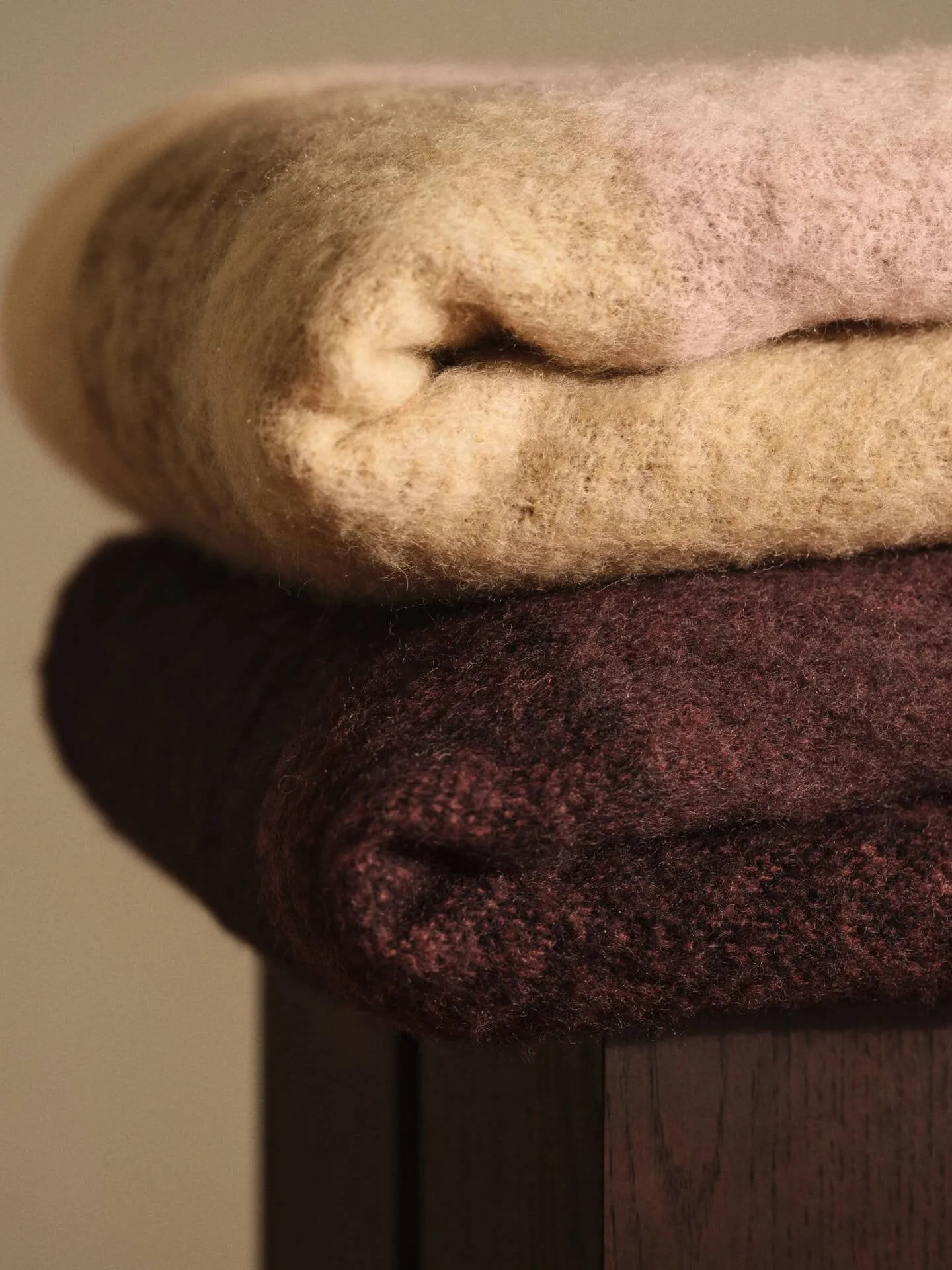 Blur mohair ριχτάρι, Dark chocolate-oxide red, 130x170 εκ. Ferm Living