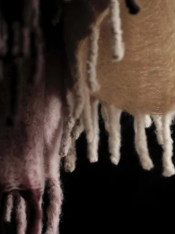 Blur mohair ριχτάρι - Dark chocolate-oxide red, 130x170 εκ. - Ferm Living