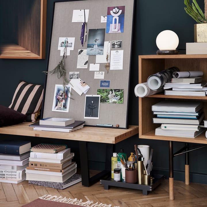 Bon ξύλινος δίσκος μικρός, Δρυς βαμμένη μαύρη Ferm Living