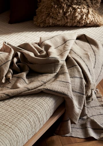 Calm μάλλινο ριχτάρι 120x180 cm - Camel/Black - Ferm Living