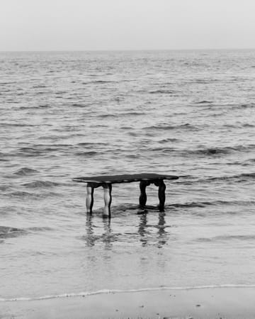 Dal Piece τραπεζάκι του καφέ 100x50x47 cm - Μαύρο Αλουμίνιο - Ferm Living