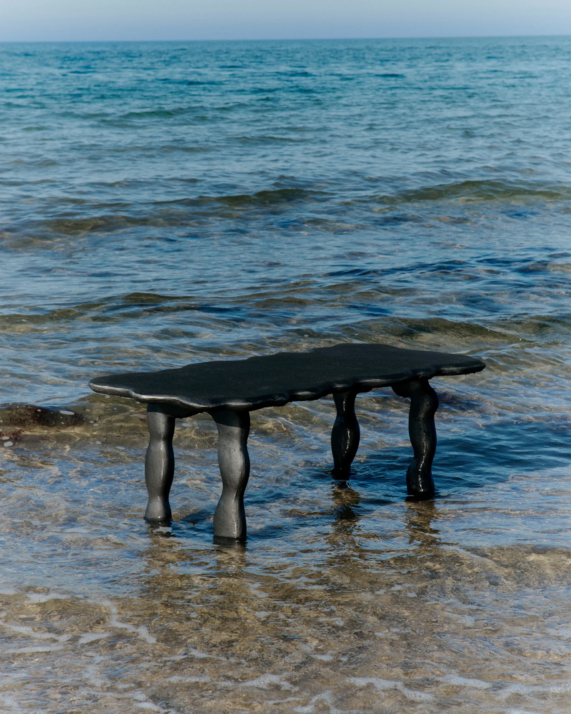 Dal Piece τραπεζάκι του καφέ 100x50x47 cm, Μαύρο Αλουμίνιο Ferm Living